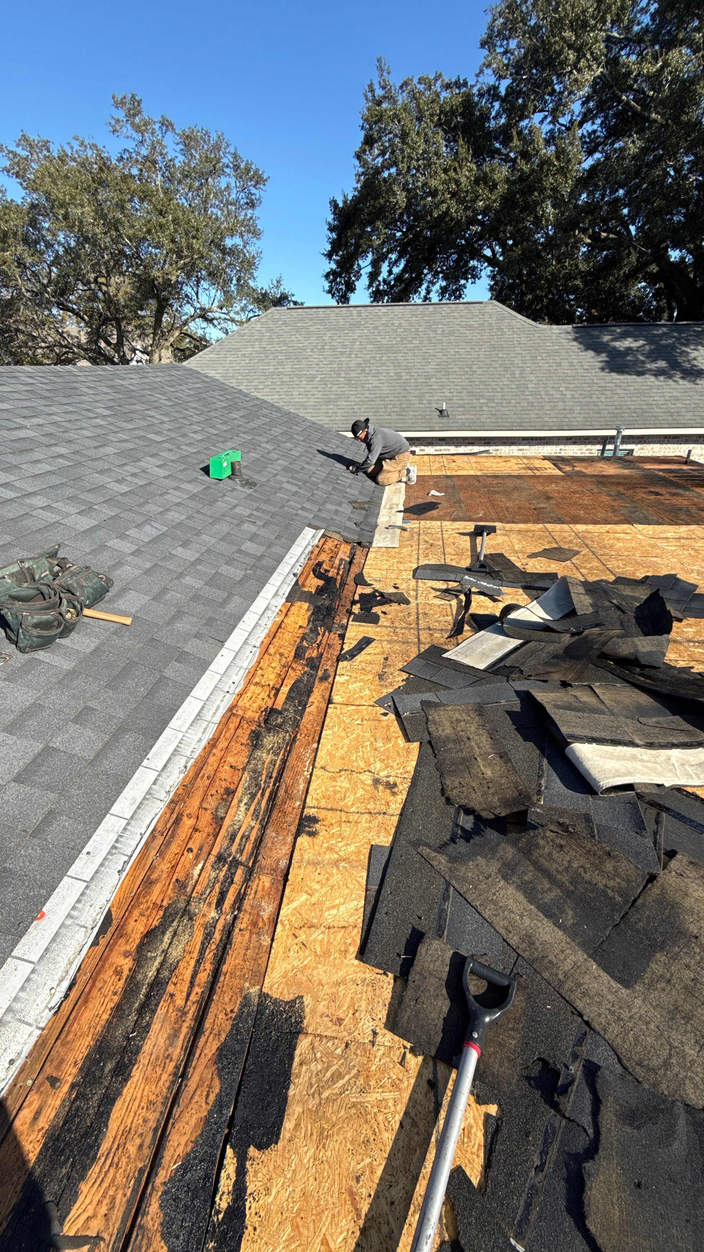Roof Replacement in New Orleans by HDS Contractors