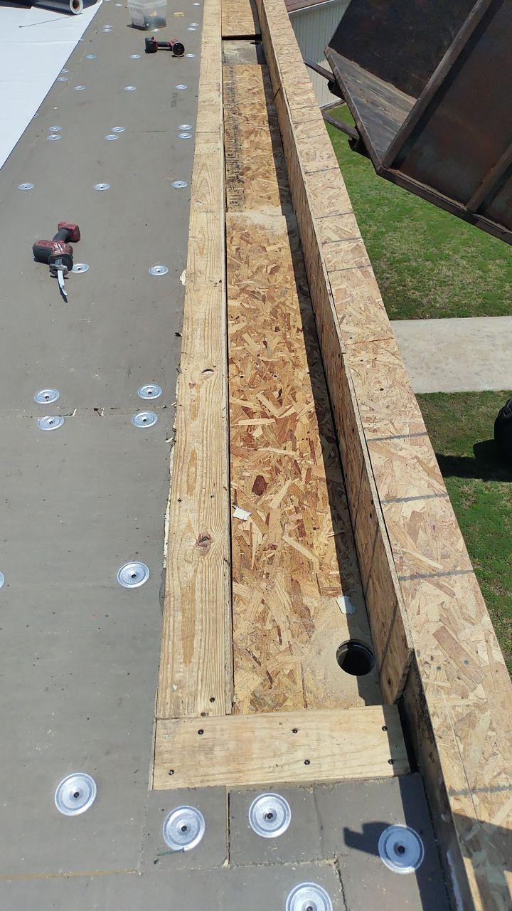 First Assembly of God, De Queen, Arkansas by Hostetler Roofing