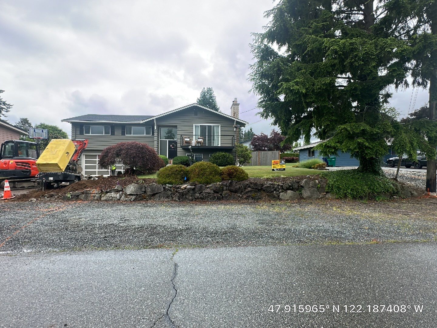 Justin | Retaining Wall, Landscape Project  by Jireh Asphalt & Concrete Inc 
