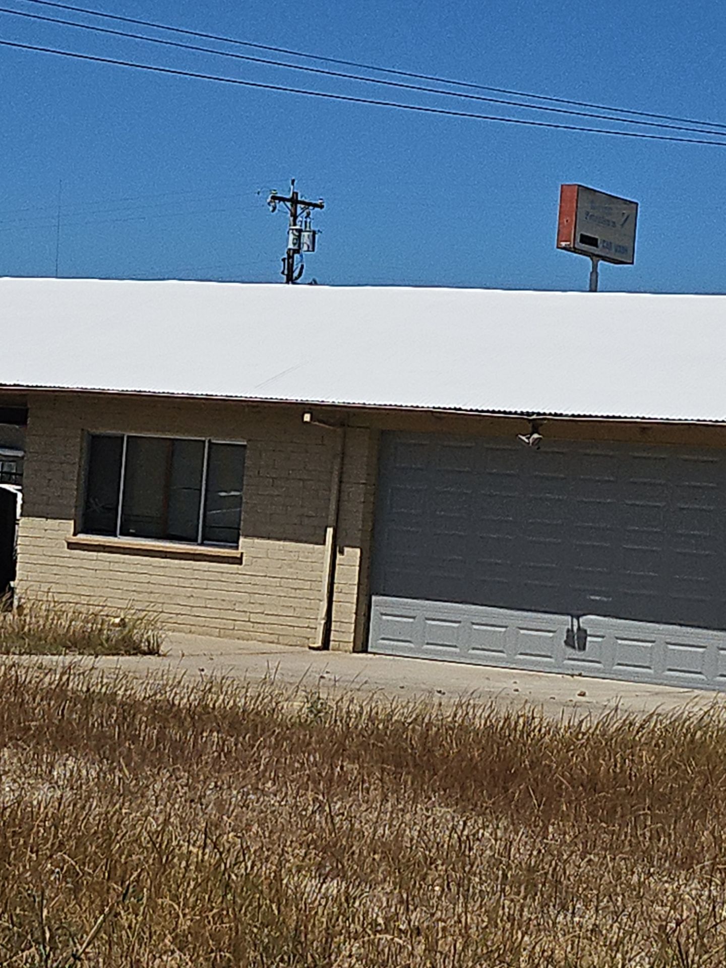 Spray foam and coatings using Conklin Benchmark/PUMA XL by Straight Edge Roofing Inc