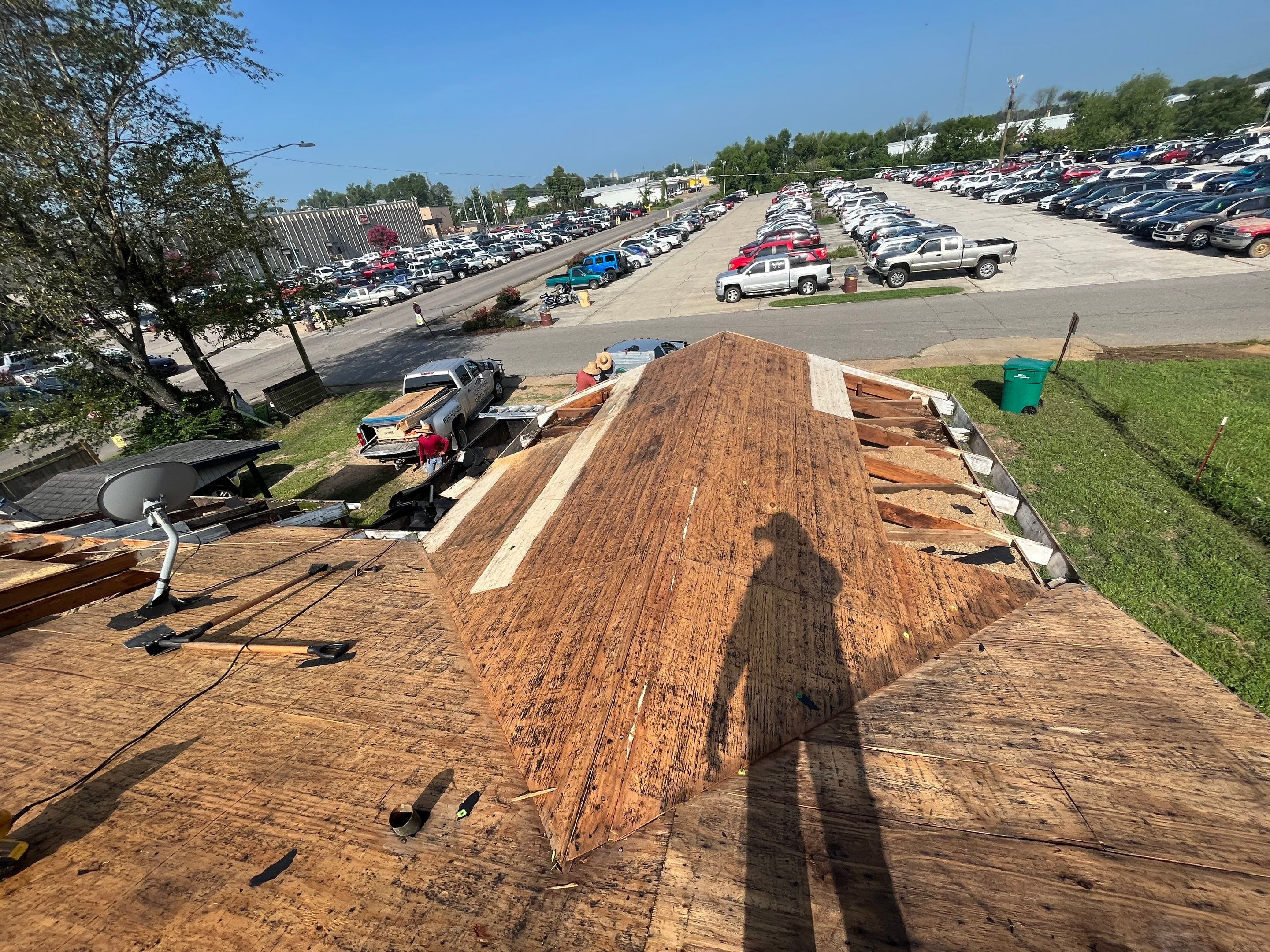 Residential Reroof: 25 Year 3-Tab Shingle by Hostetler Roofing