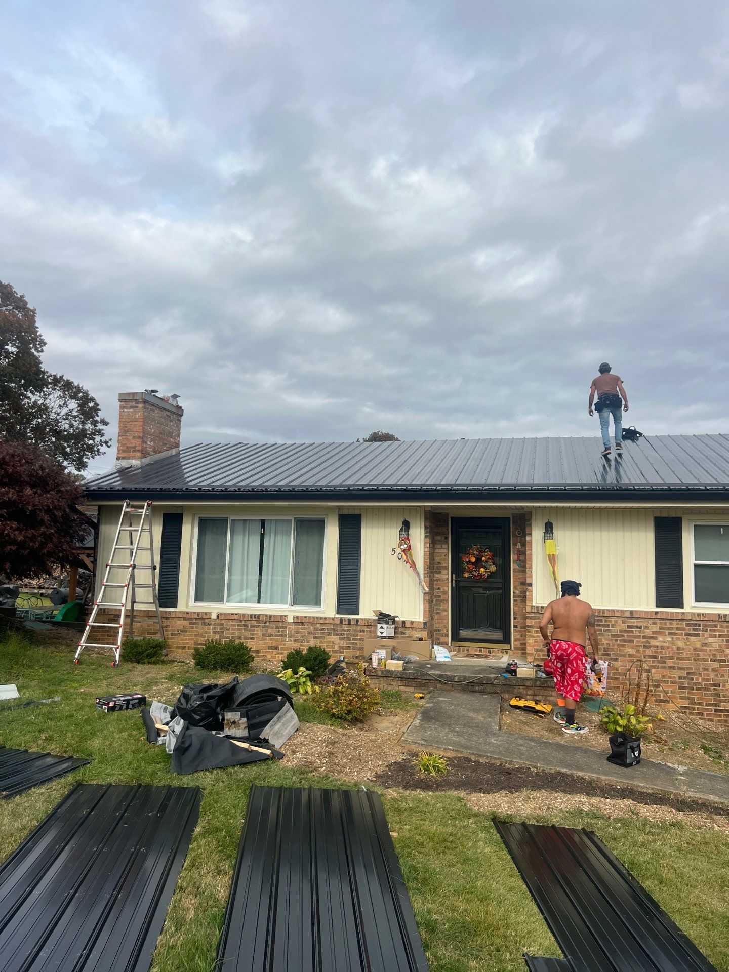 Residential Roofing Installation using 29 Gauge AG Panel by Omnia Roofing