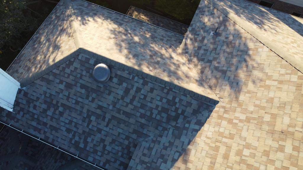 Driftwood - Owens Corning TruDefinition Duration by RoofsOnly.com