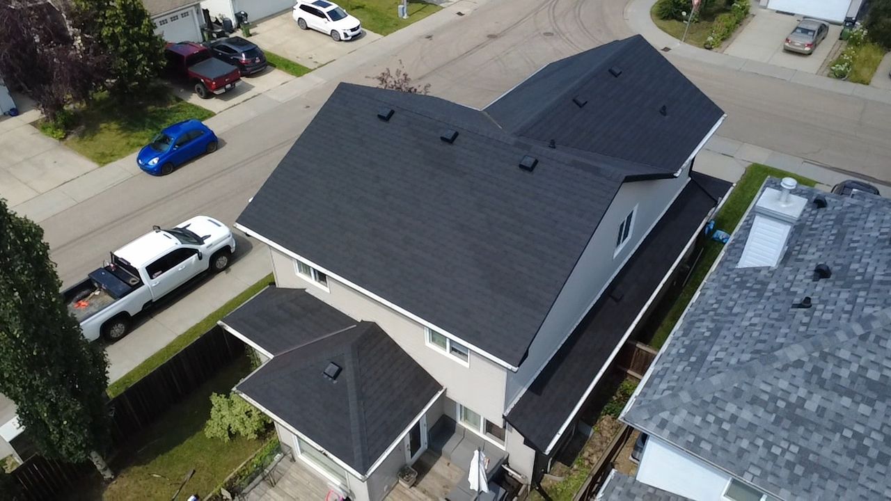 Kanji on Signature  by 2thetop Roofing