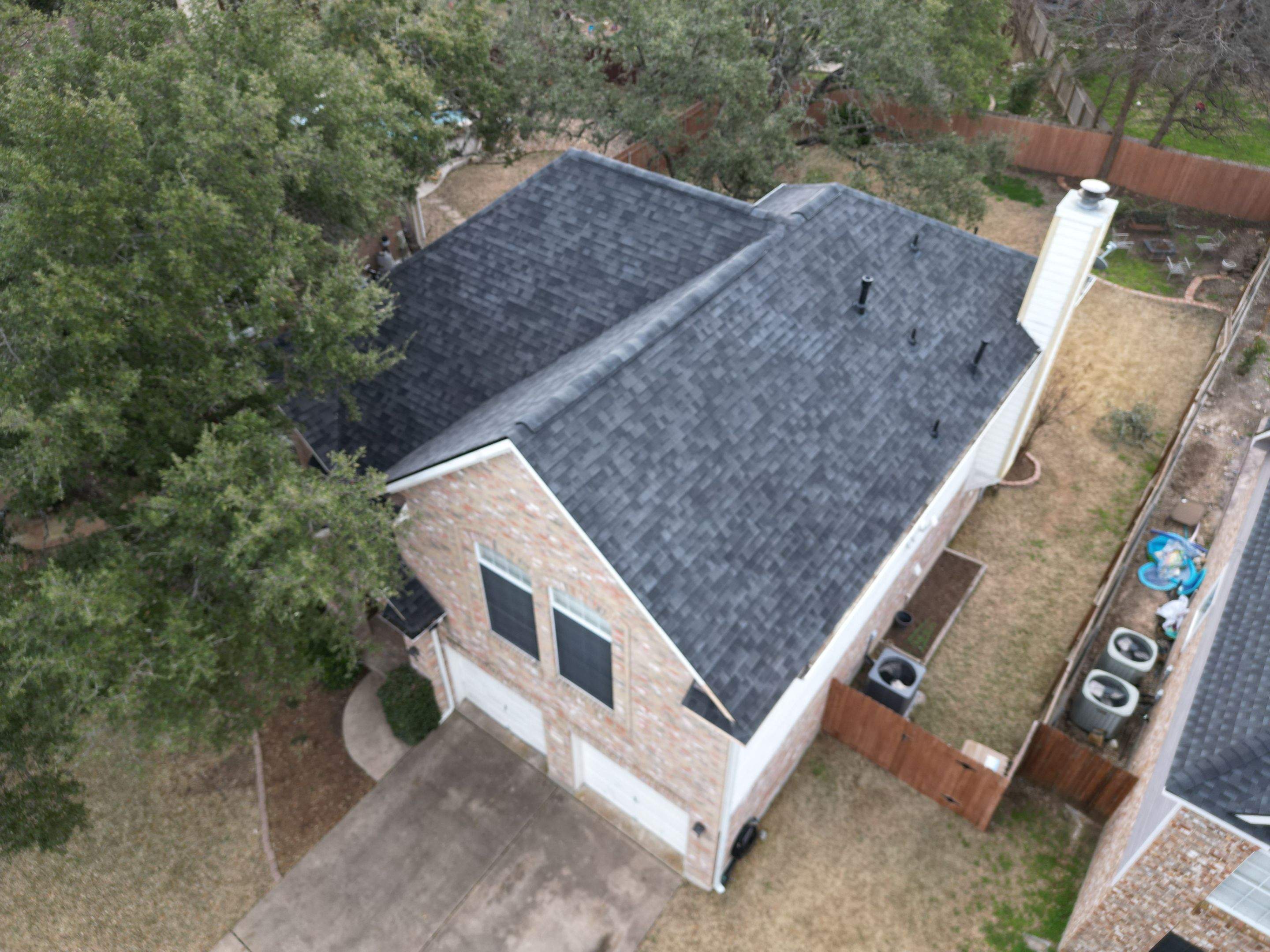 Midnight Black - Malarkey Vista by RoofsOnly.com