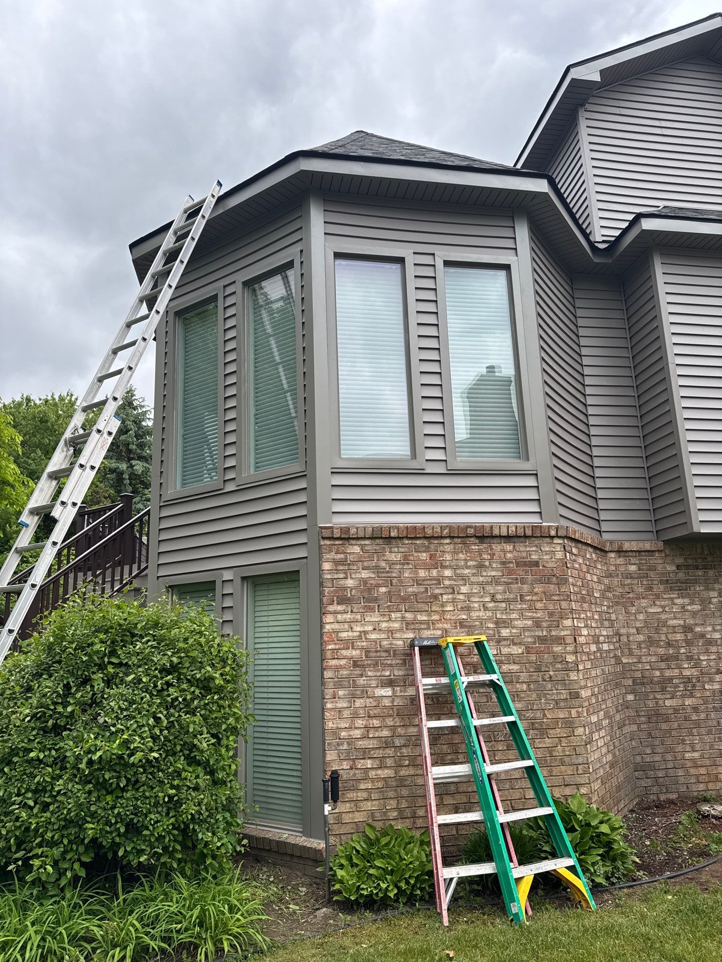 Siding Replacement using Alside Storm Grey by 180 Contractors