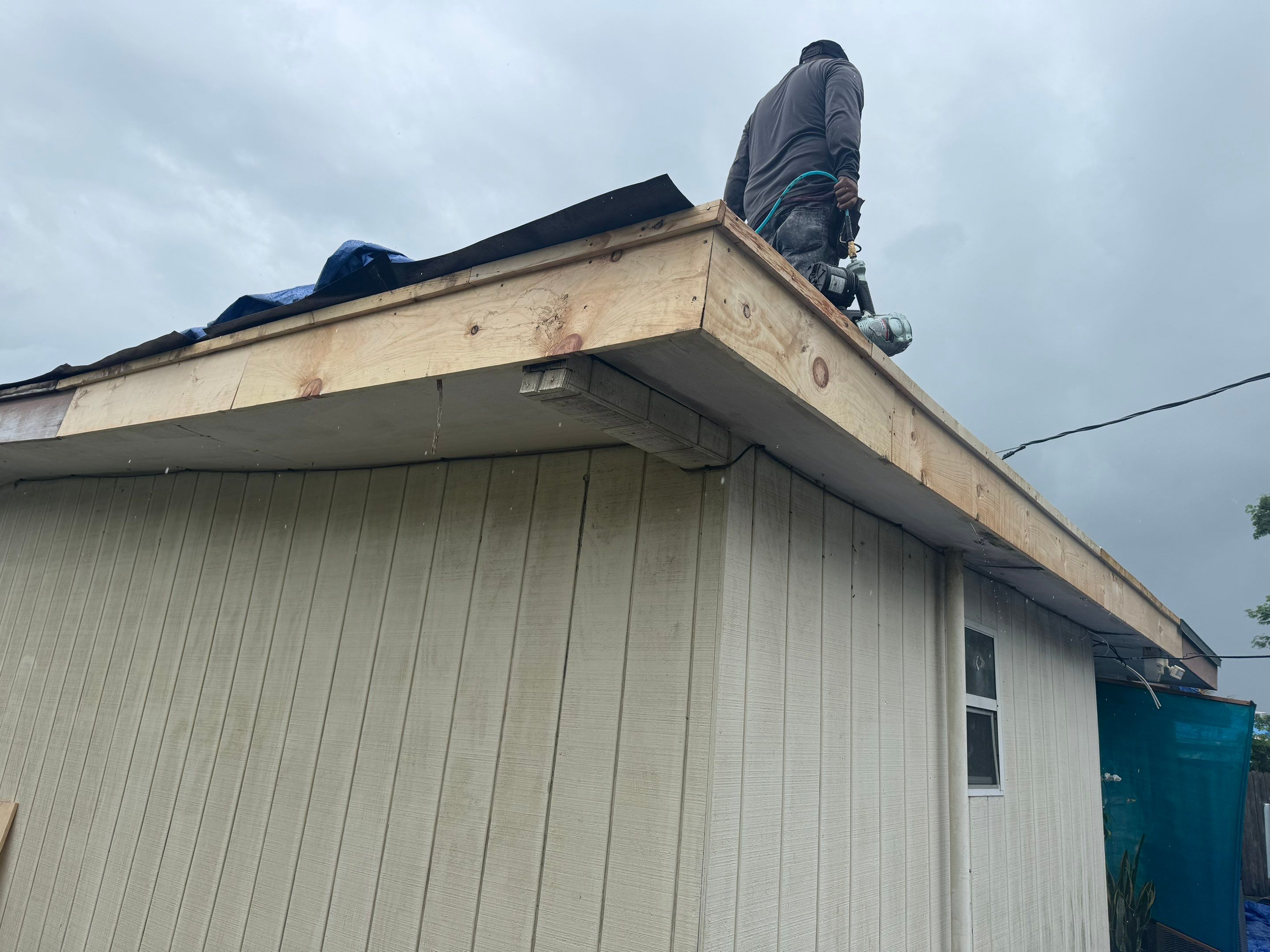 Project in Kenneth City 33709 by Mitchell Roofing Company LLC