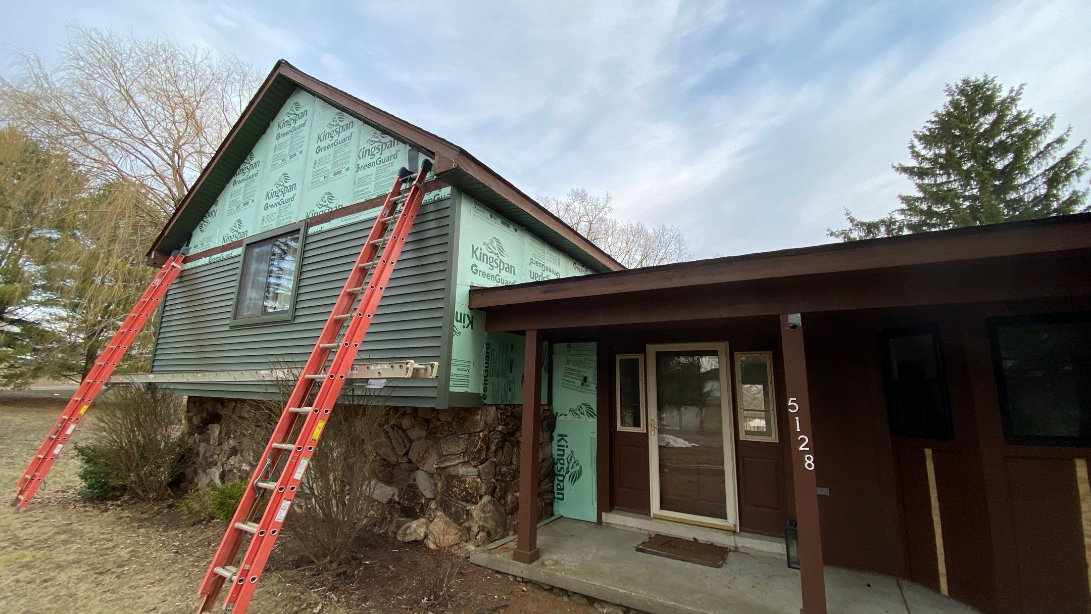 Siding Replacement using CertainTeed Restoration Classis D4 by 180 Contractors
