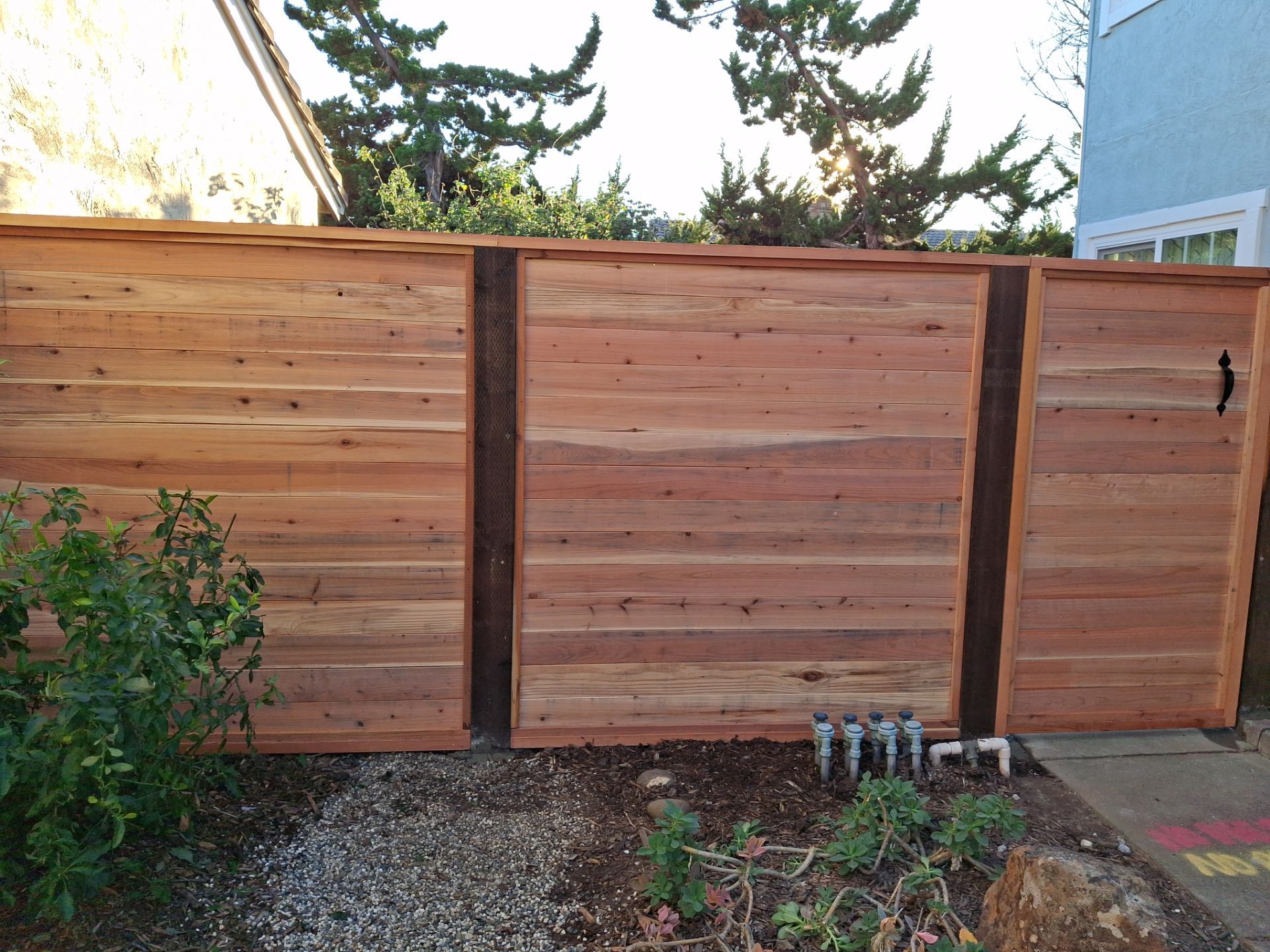 Horizontal T&G Good Neighbor by Fremont Fence Inc