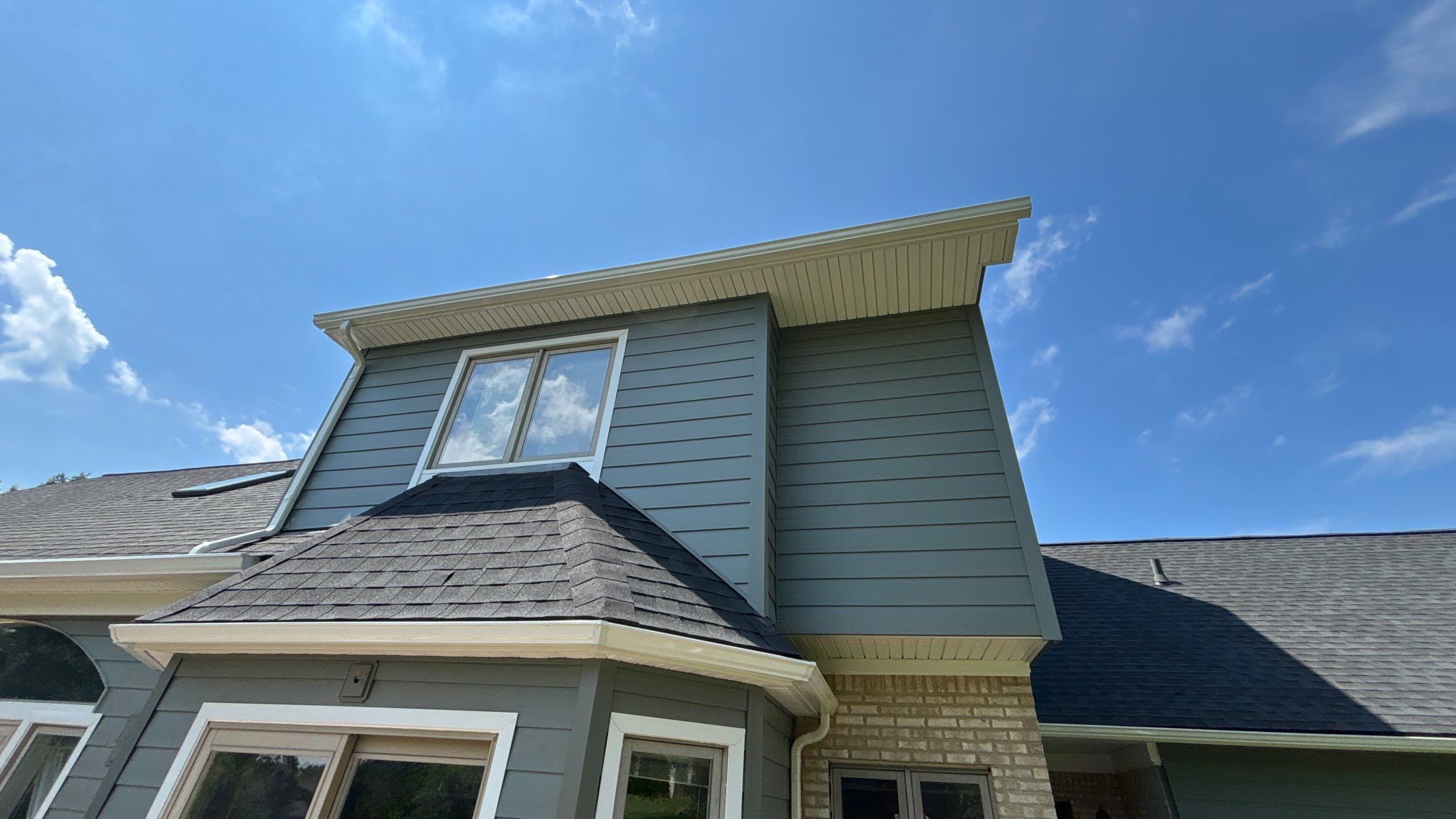 Siding Replacement using Alside Mountain Fern by 180 Contractors