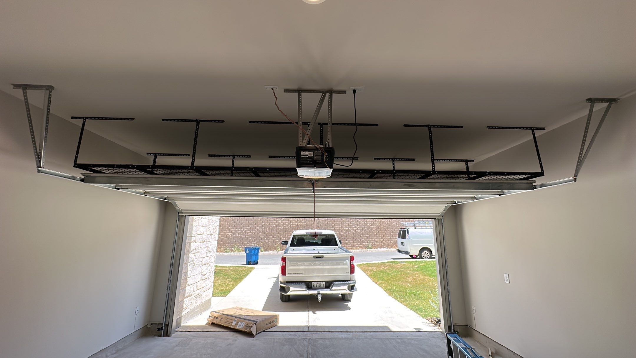 Canyon View, Stone Oak by TORO Garage Co
