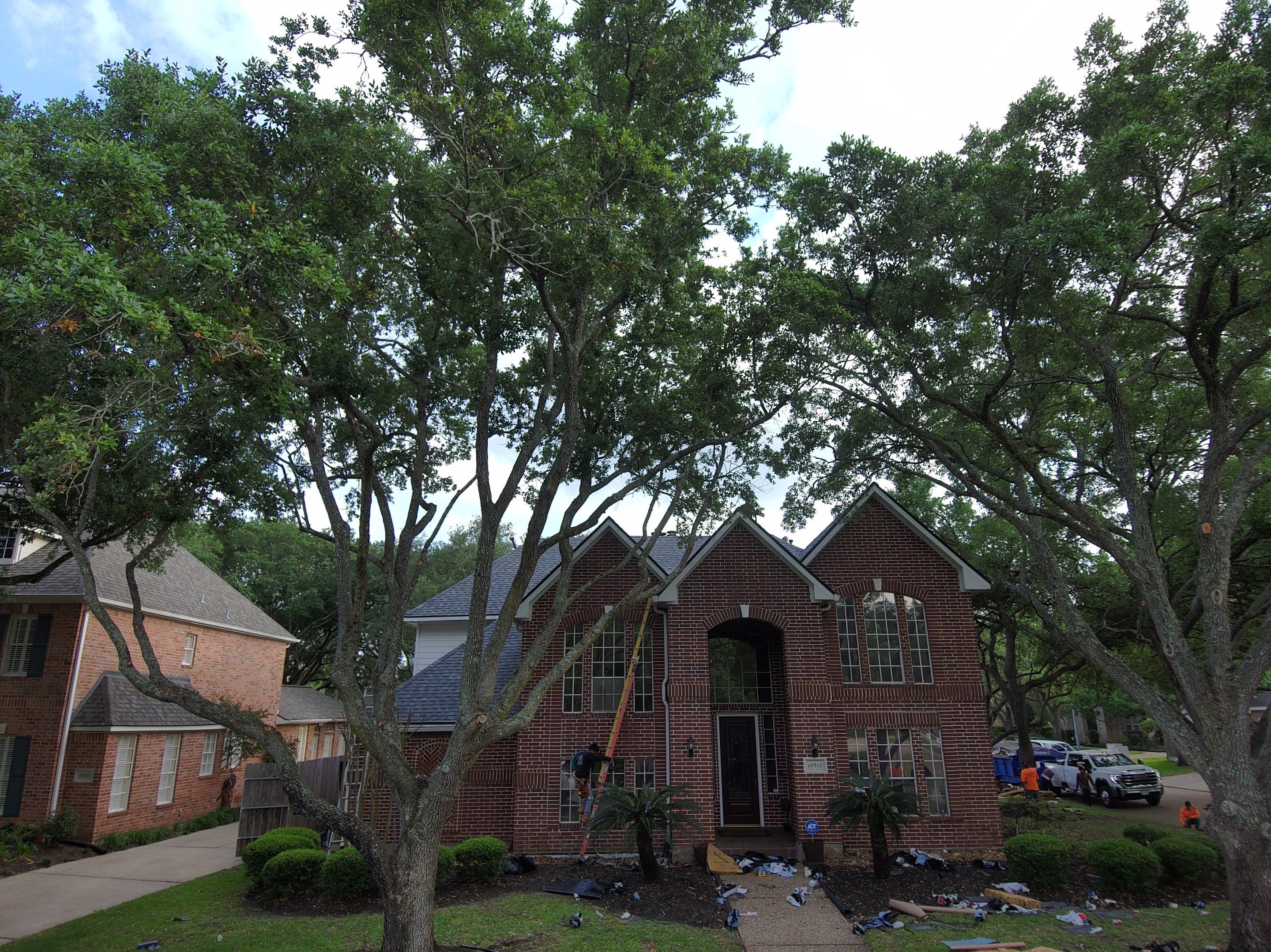Roof Replacement Houston by Roof Repair Company