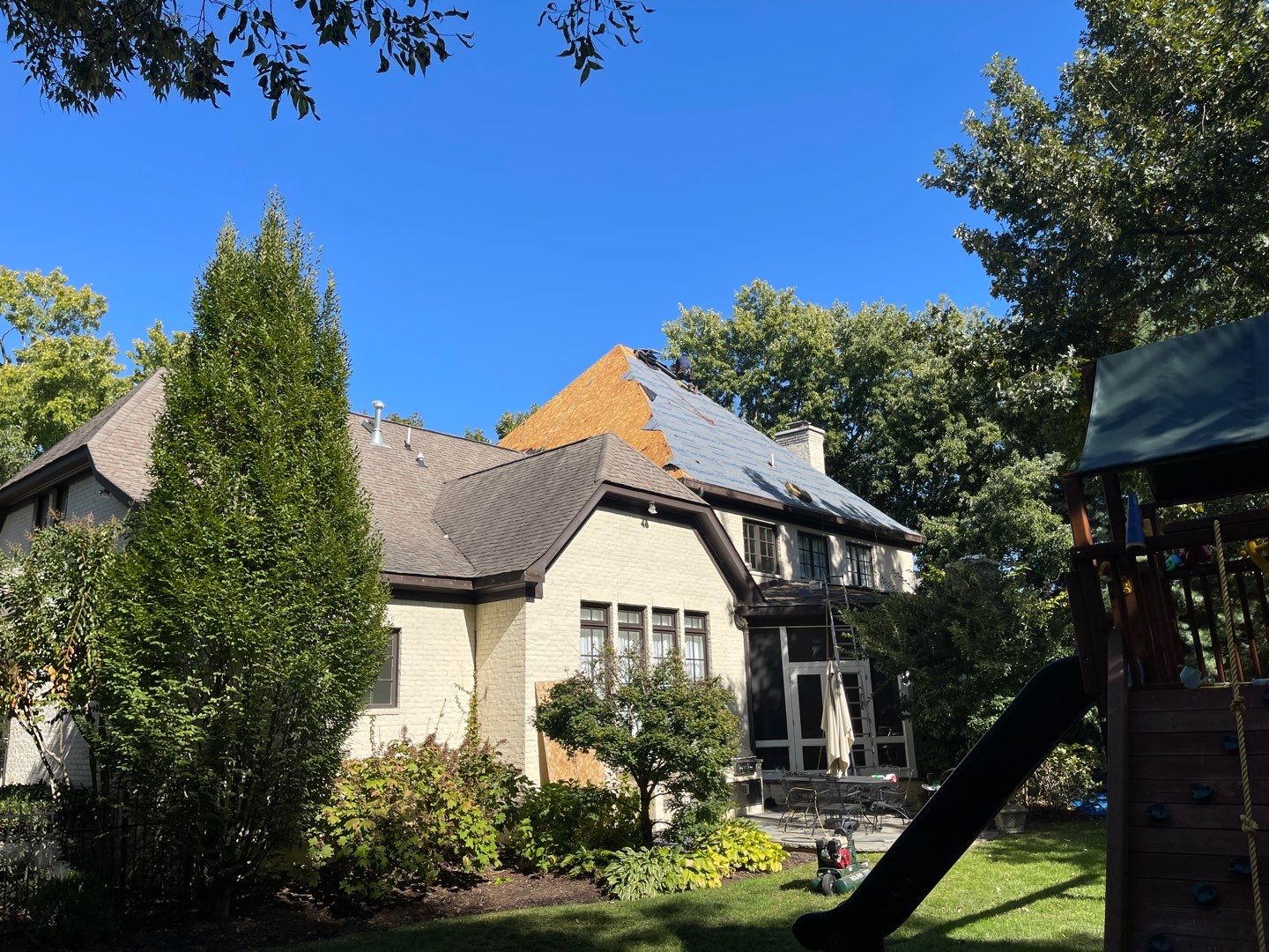 Presidential Shake Install by Paragon Roofing