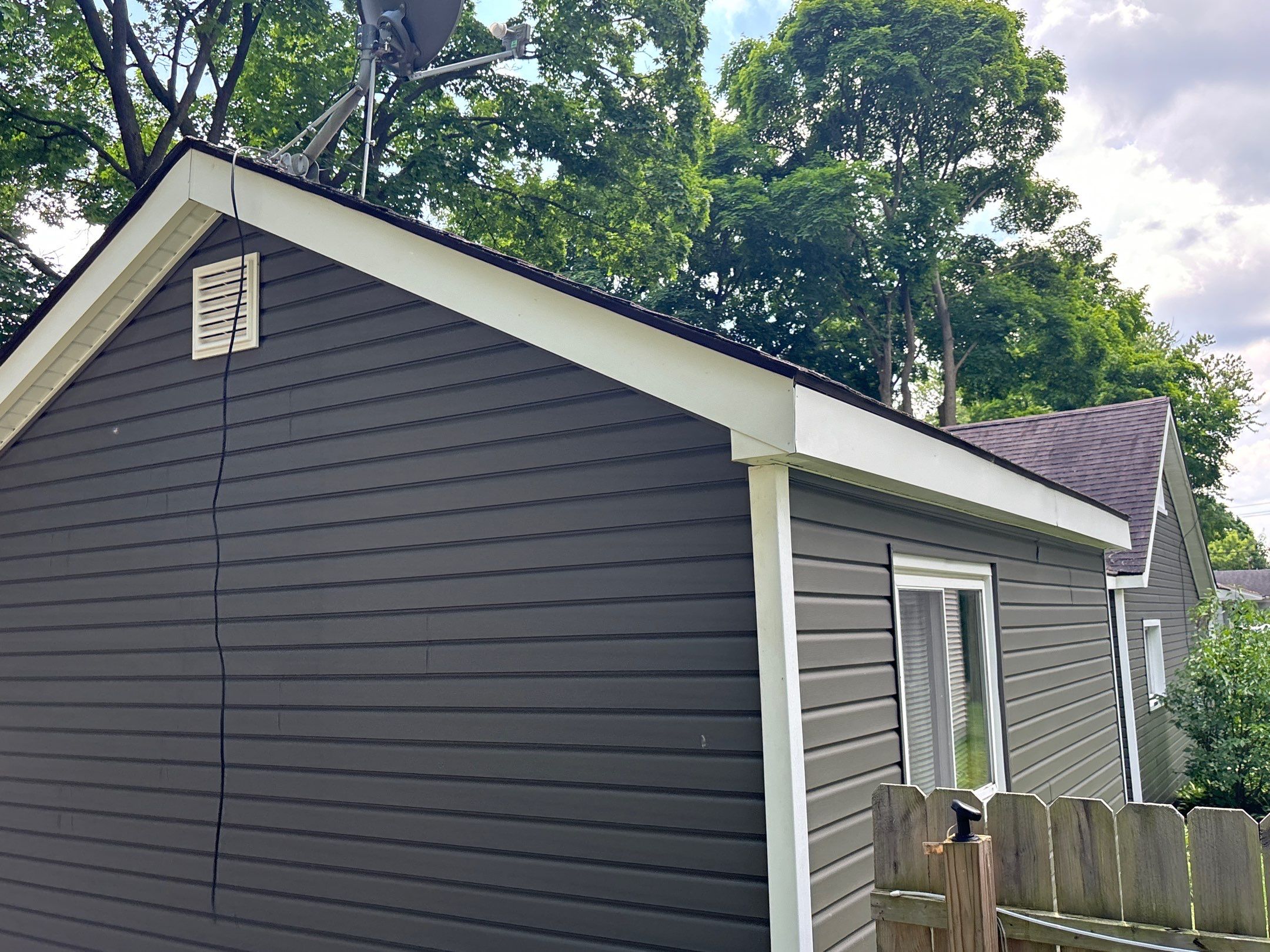 Roof Replacement using CertainTeed Landmark by 180 Contractors