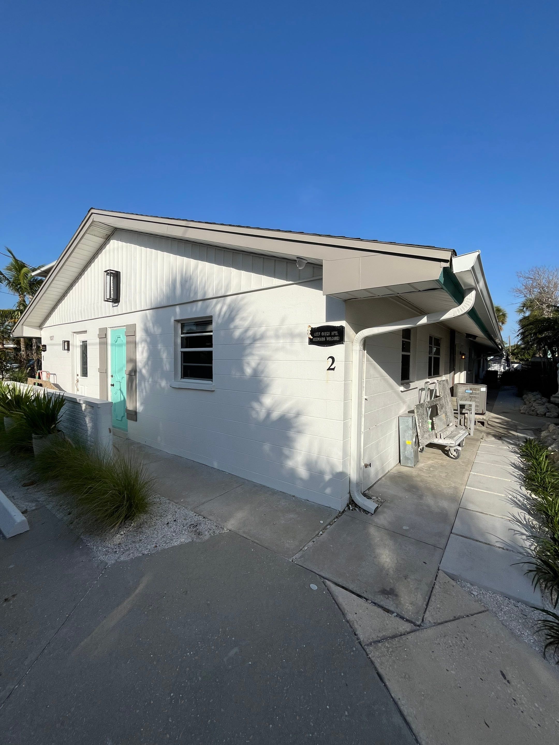 Splash Guard Gutter System and 7-inch Installation in Anna Maria FL by Gutter Professors