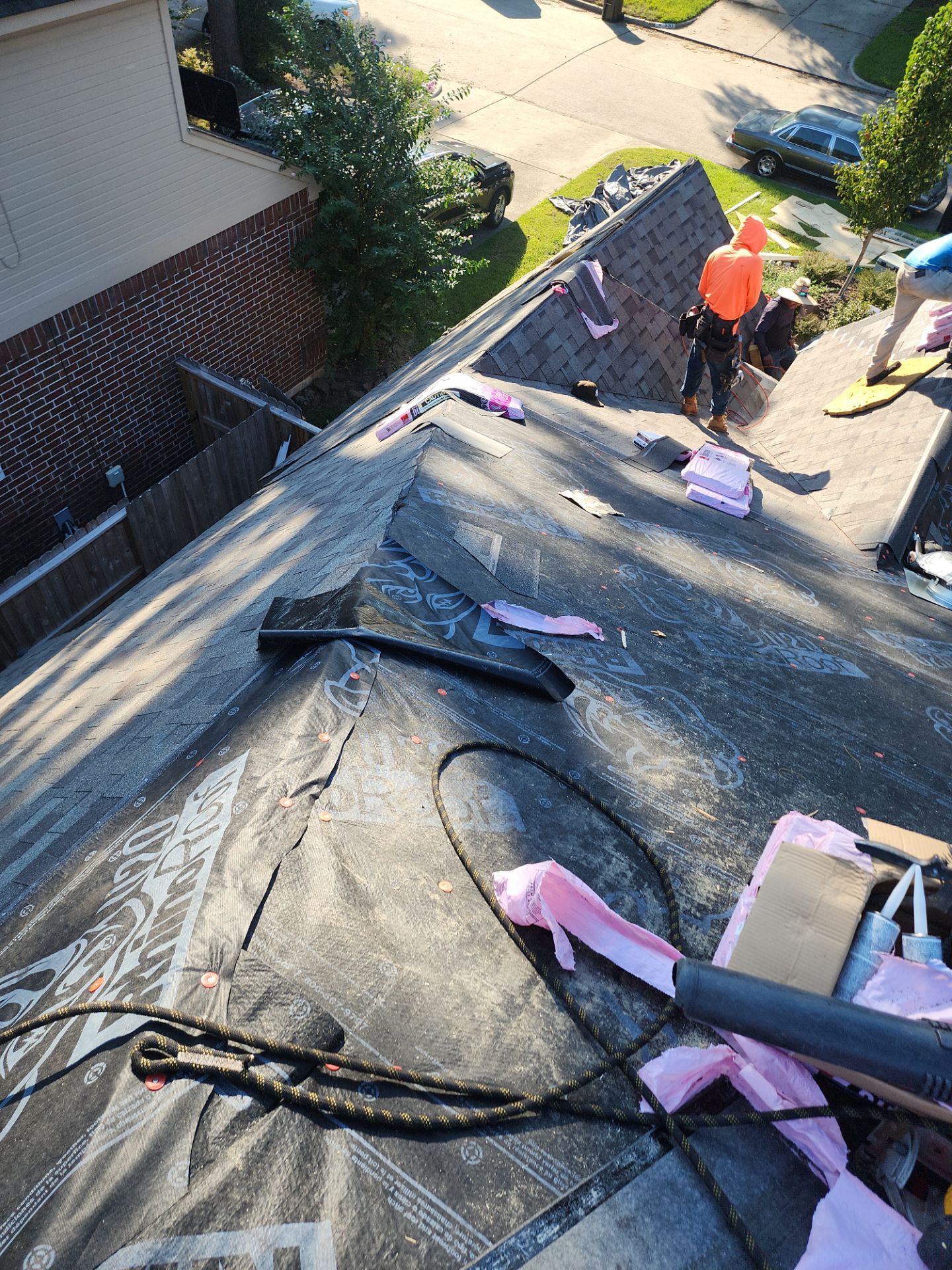 Residential Roofing Installation using Owen's Corning Duration (Lifetime) Shingles by Roof Repair Company