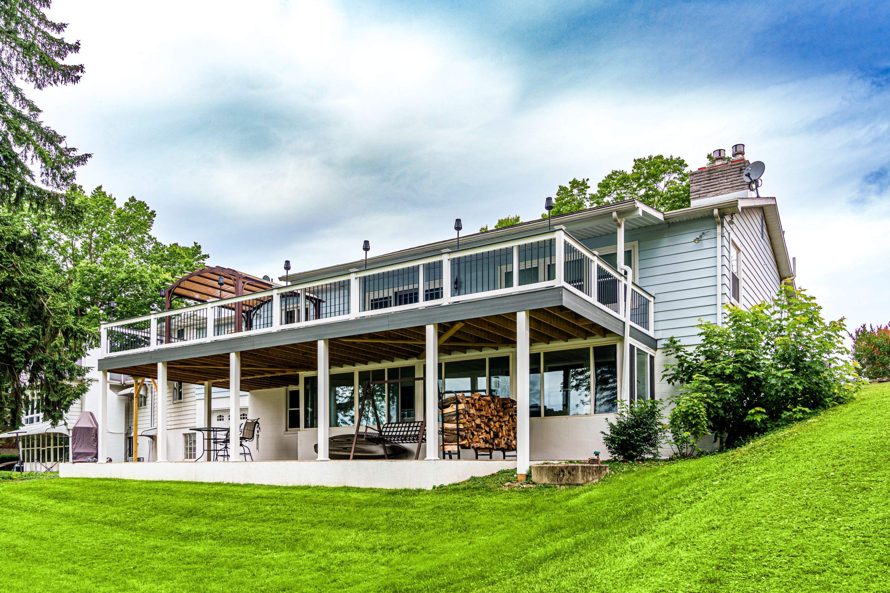 New Deck by Esh Builders