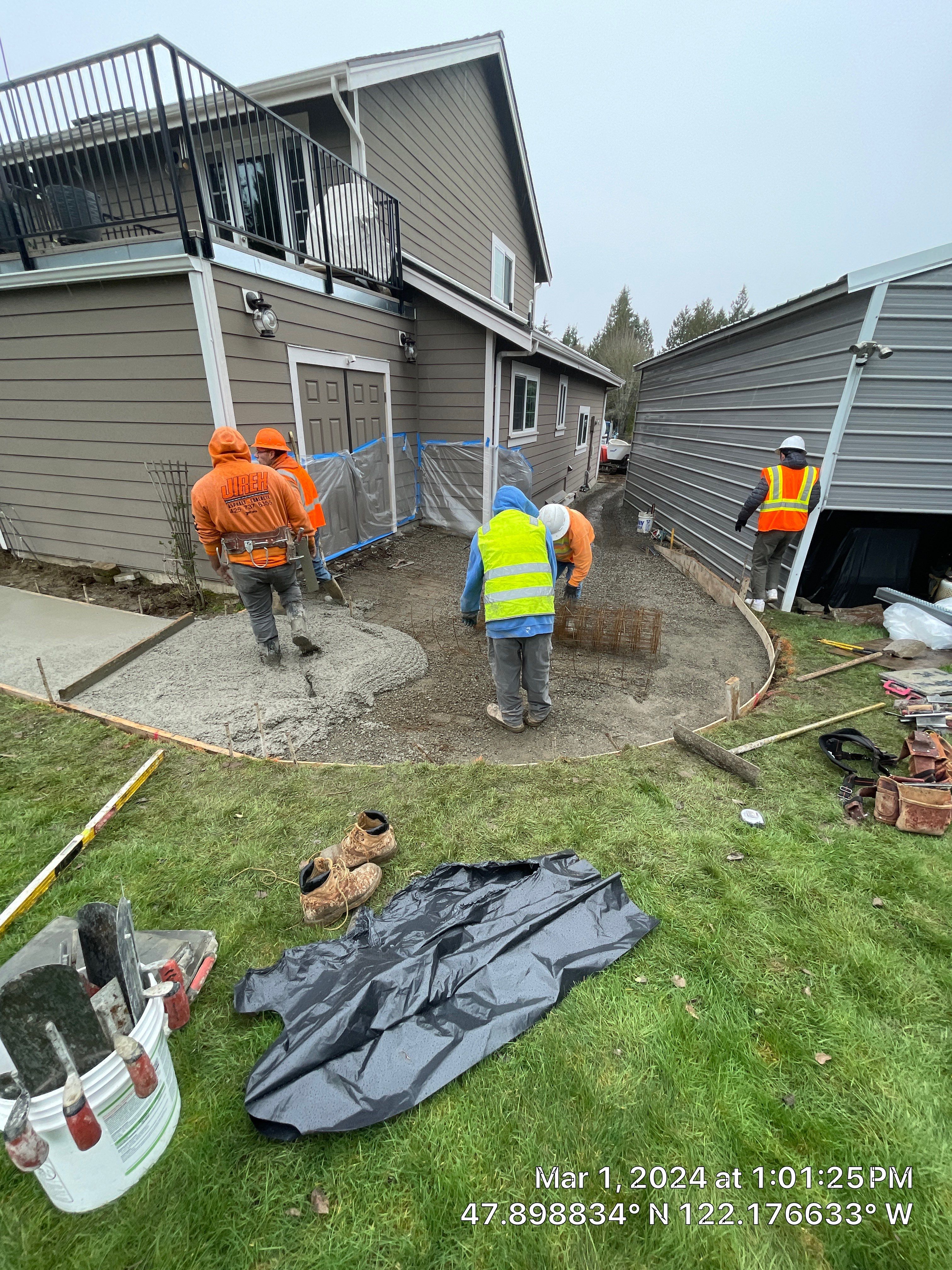 Wayne | Concrete patio & Walkway by Jireh Asphalt & Concrete Inc 