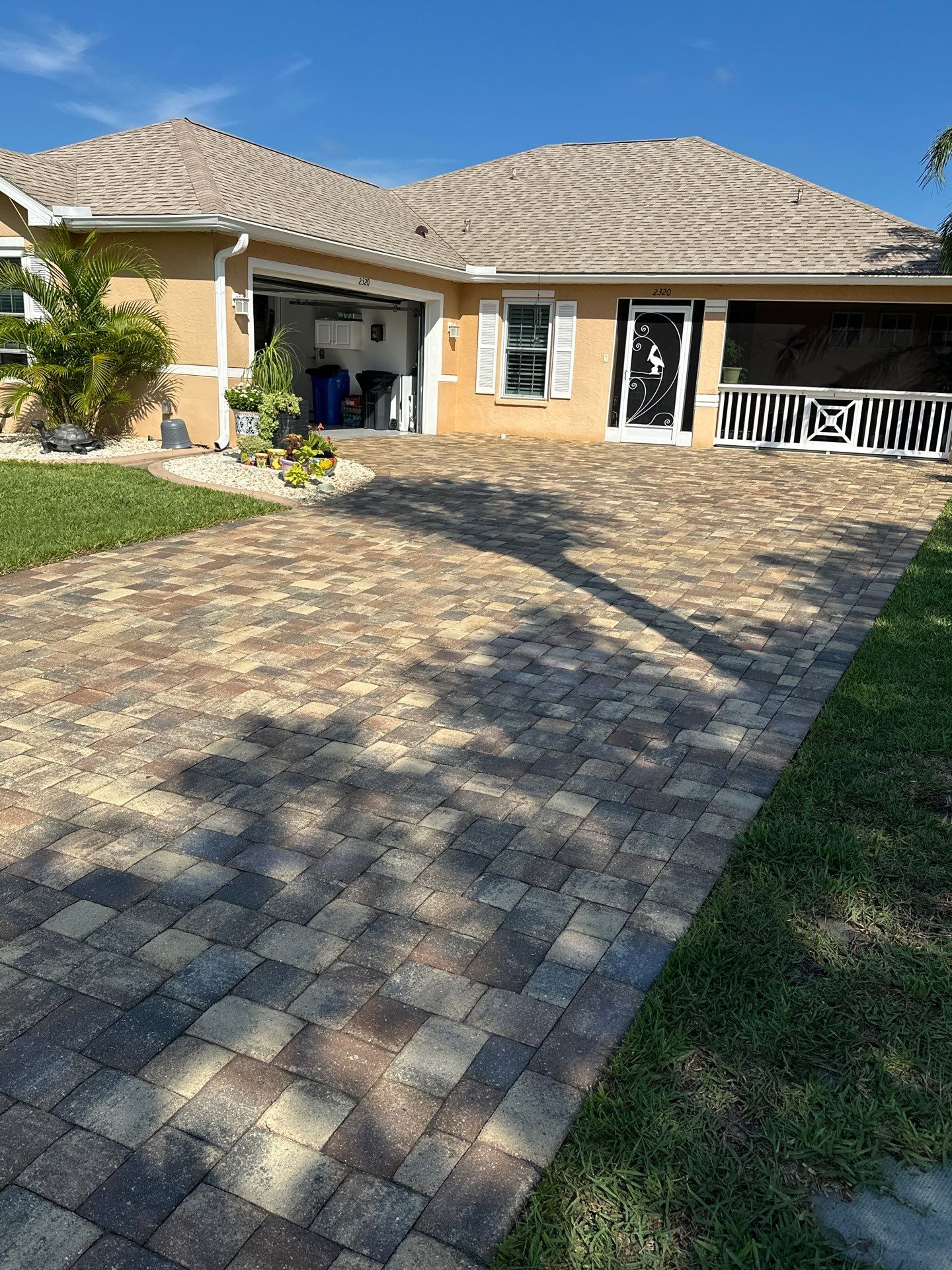 Paver Cleaning and Sealing in Sun City Center by Supreme Paver Experts