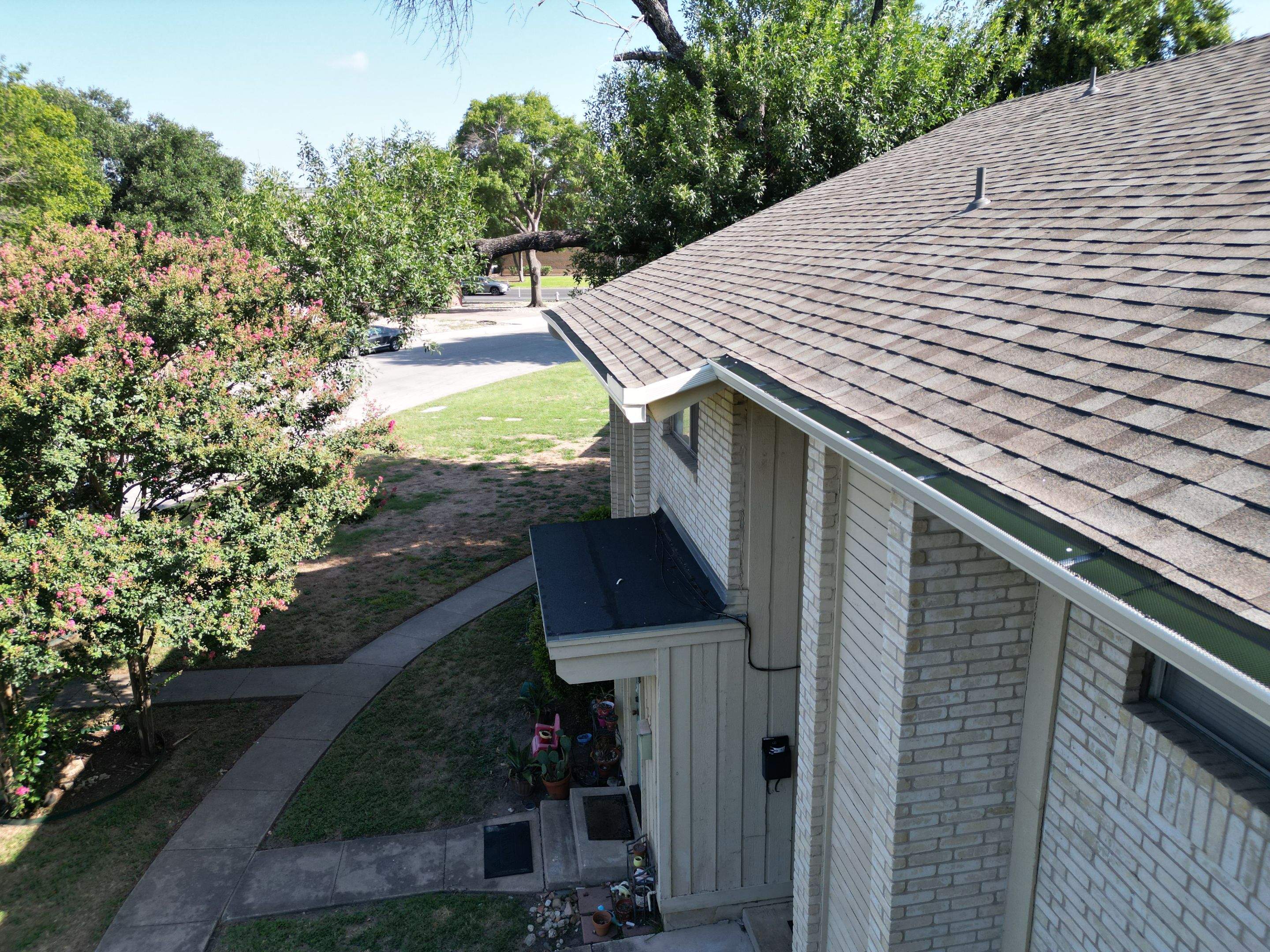 Driftwood - Owens Corning TruDefinition Duration by RoofsOnly.com