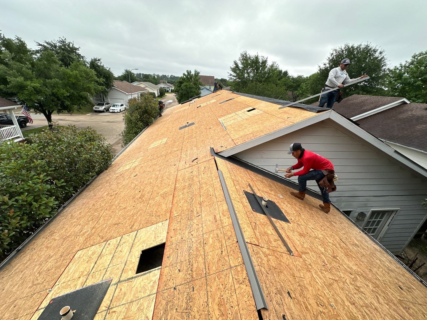 Residential Roofing Installation using Owen's Corning Duration (Lifetime) Shingles by Roof Repair Company
