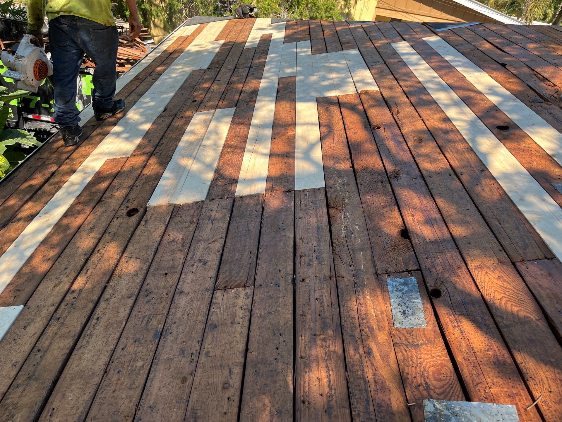 Project in St. Petersburg 33710 by Mitchell Roofing Company LLC 