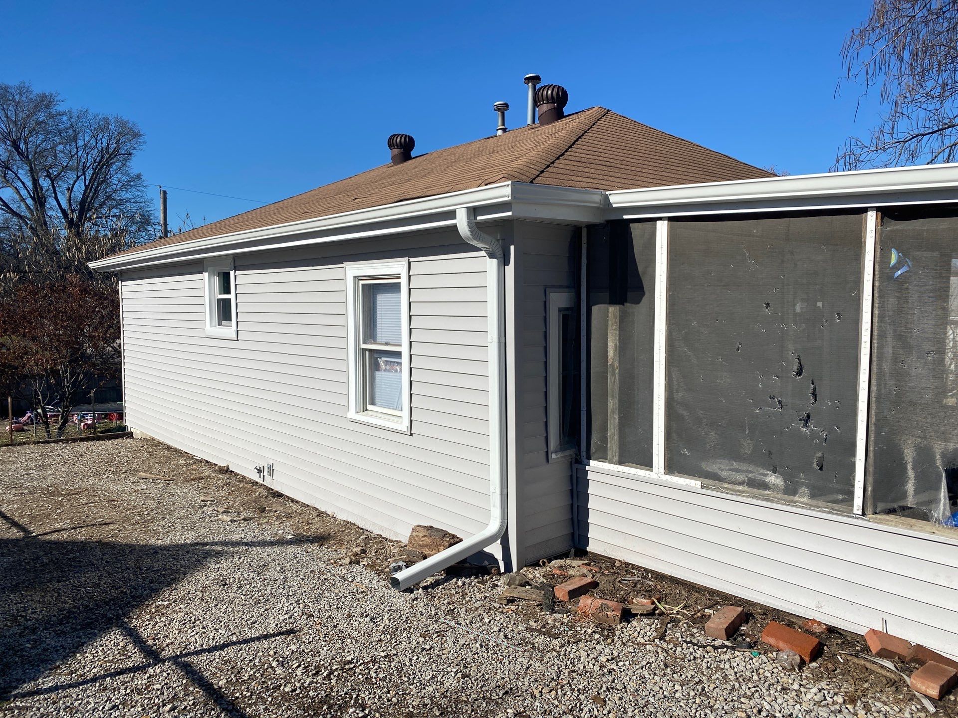 Siding Installation using Exterior Portfolio Vinyl Siding by EEC Windows, Siding & Roofing