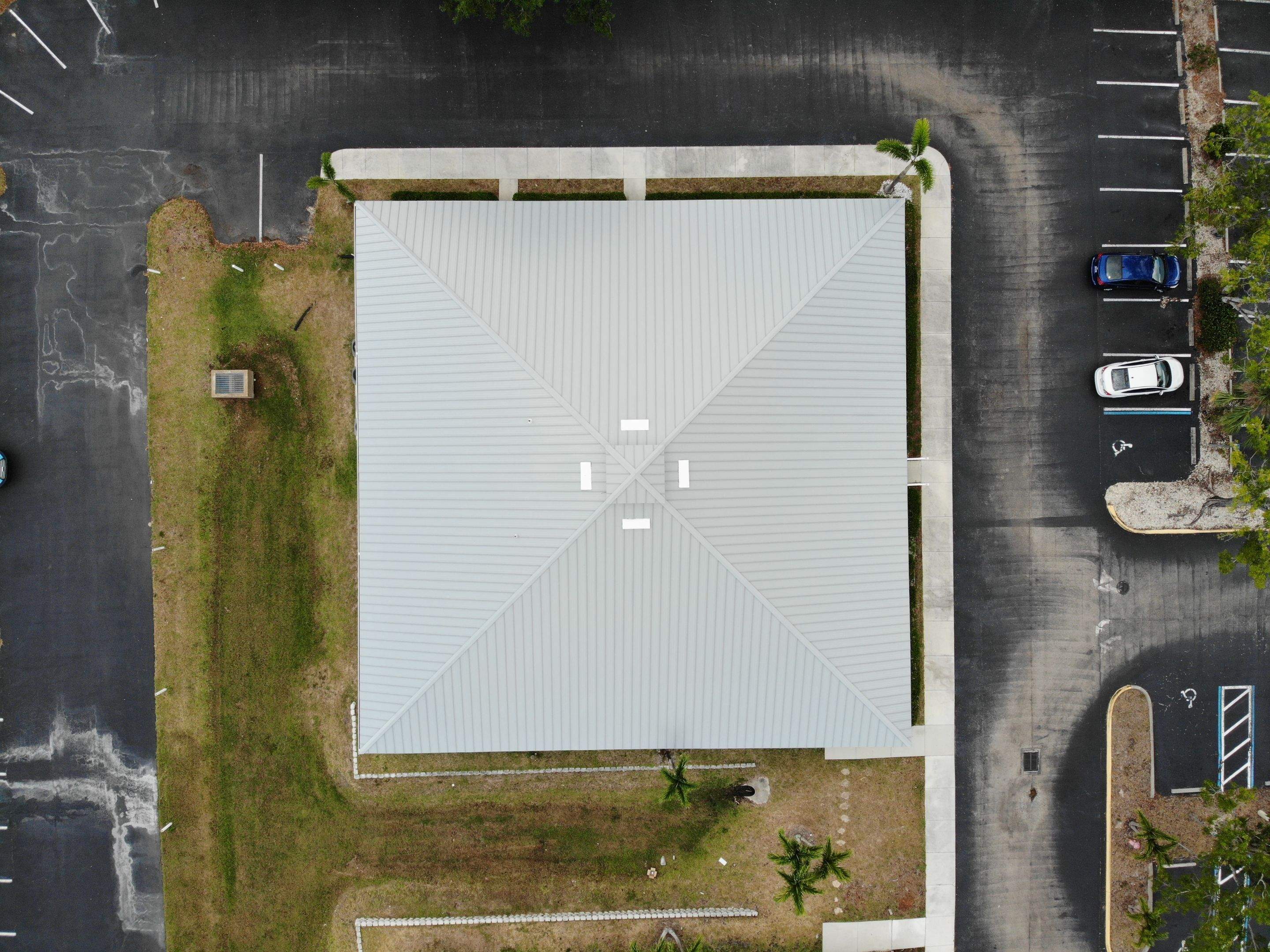 Commercial Standing Seam Metal Replacement in Fort Myers, FL by International Roofing
