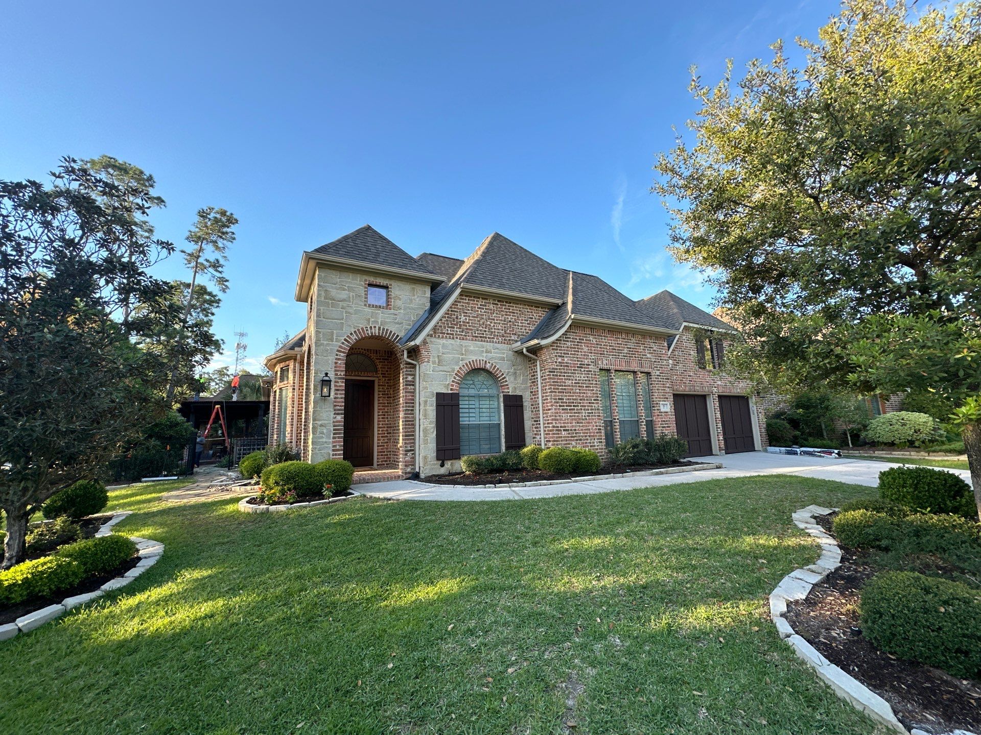 Covered Patio Remodel in The Woodlands by SophAlx LLC