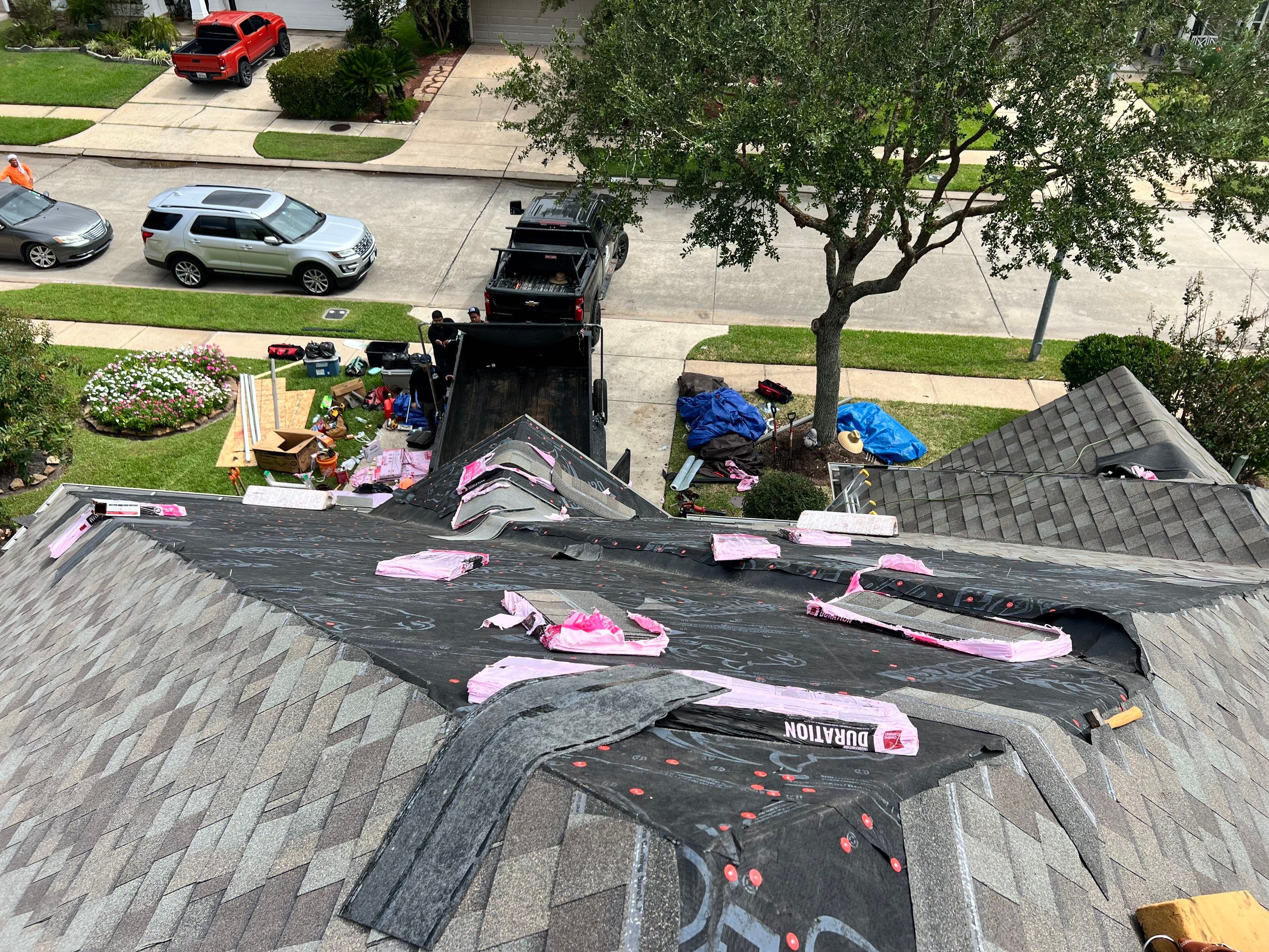 Residential Roofing Installation using Owen's Corning Duration (Lifetime) Shingles by Roof Repair Company