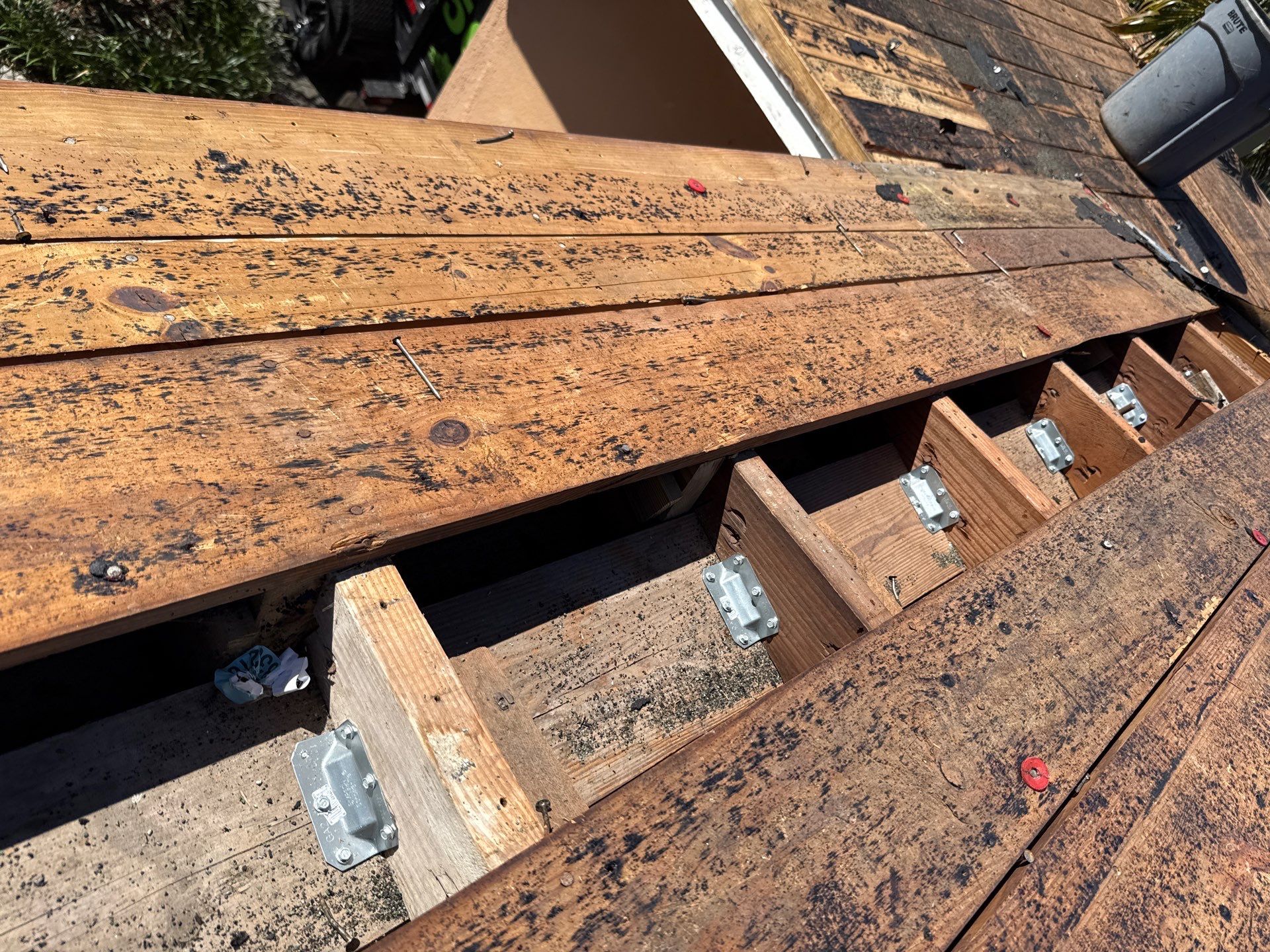 Project in St. Petersburg 33710 by Mitchell Roofing Company LLC 