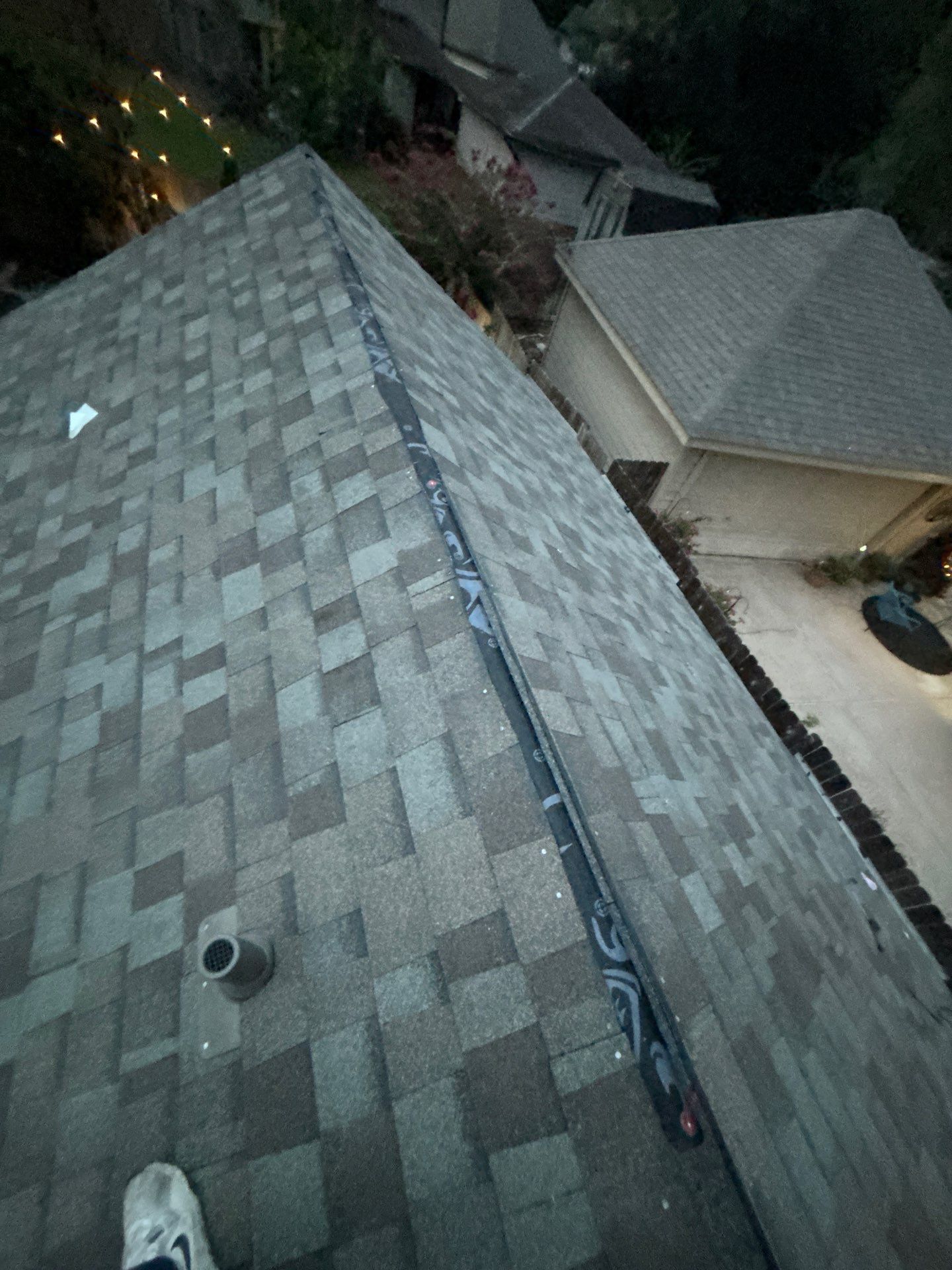 Residential Roofing Installation using Owen's Corning Duration (Lifetime) Shingles by Roof Repair Company