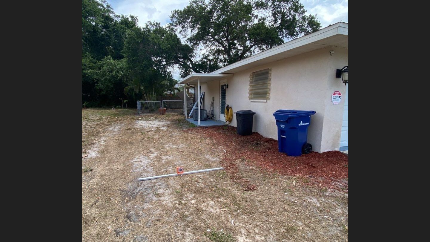 Venice, Florida  6 ft. White Vinyl Privacy Fence by Asap fence and gates, LLC