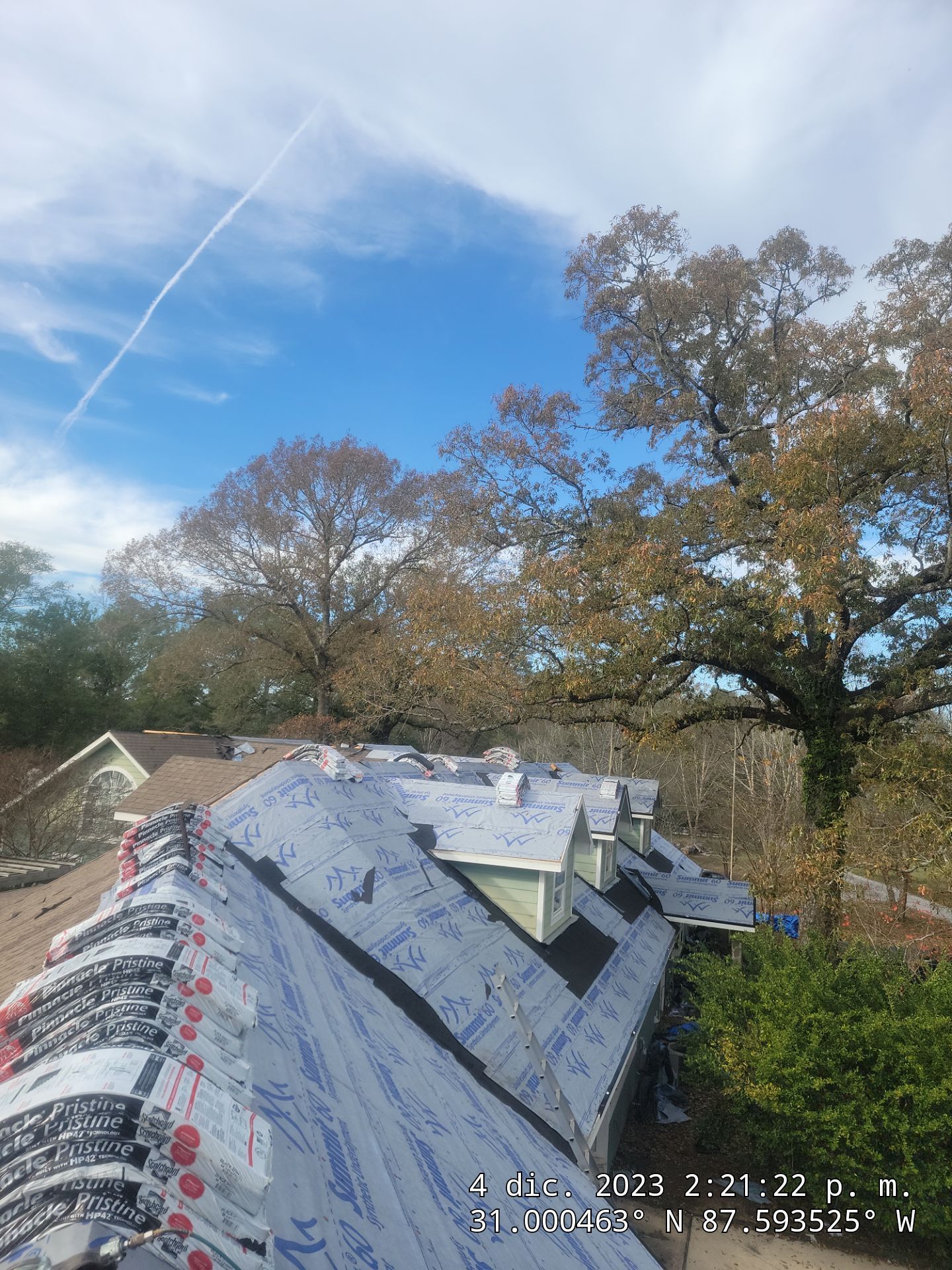 Jaye by IAM Roofing LLC