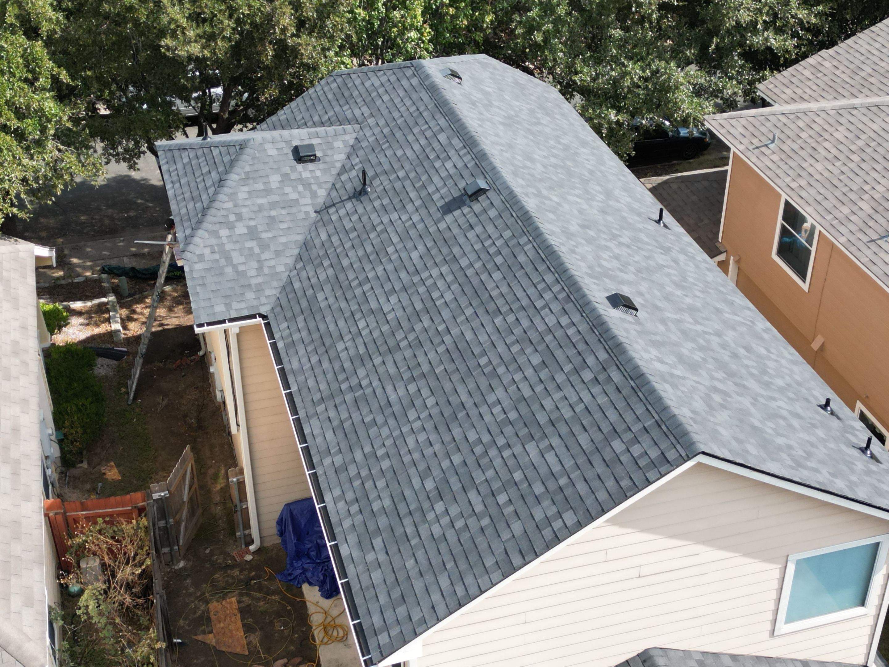 Onyx Black - TruDefinition Duration by RoofsOnly.com