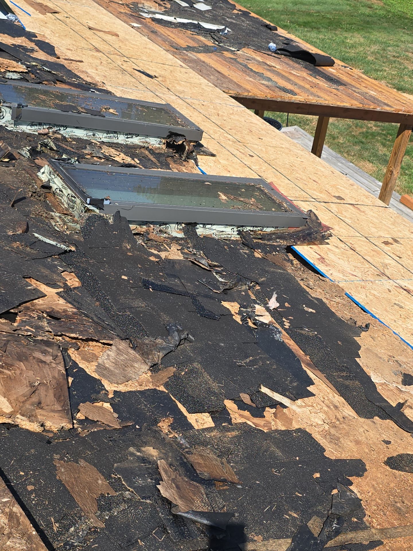 Residential Roofing Installation using GAF Timberline HDZ Charcoal by Rainstoppers Roofing