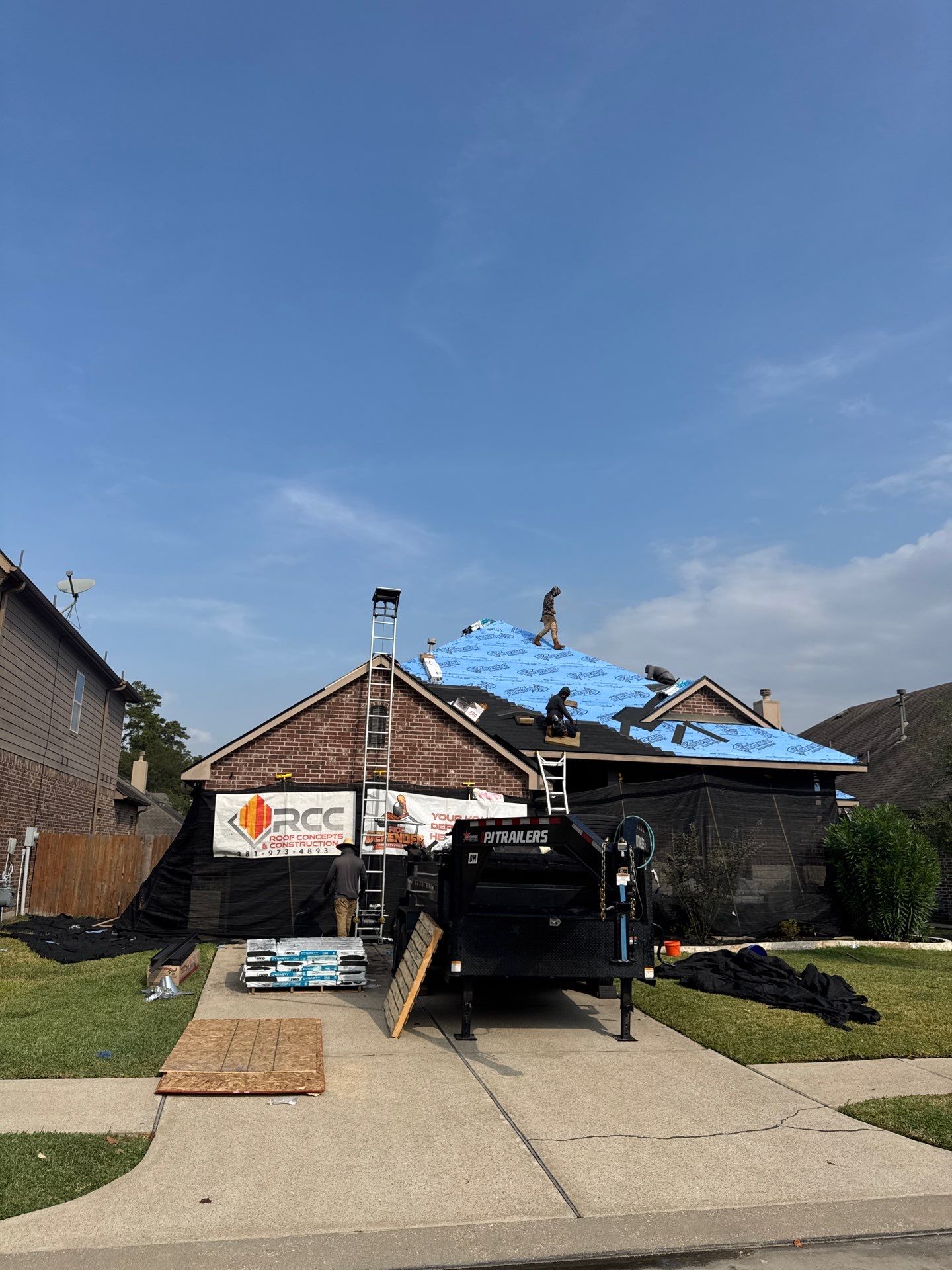 IKO Dynasty - Matte Black by Roof Concepts Construction