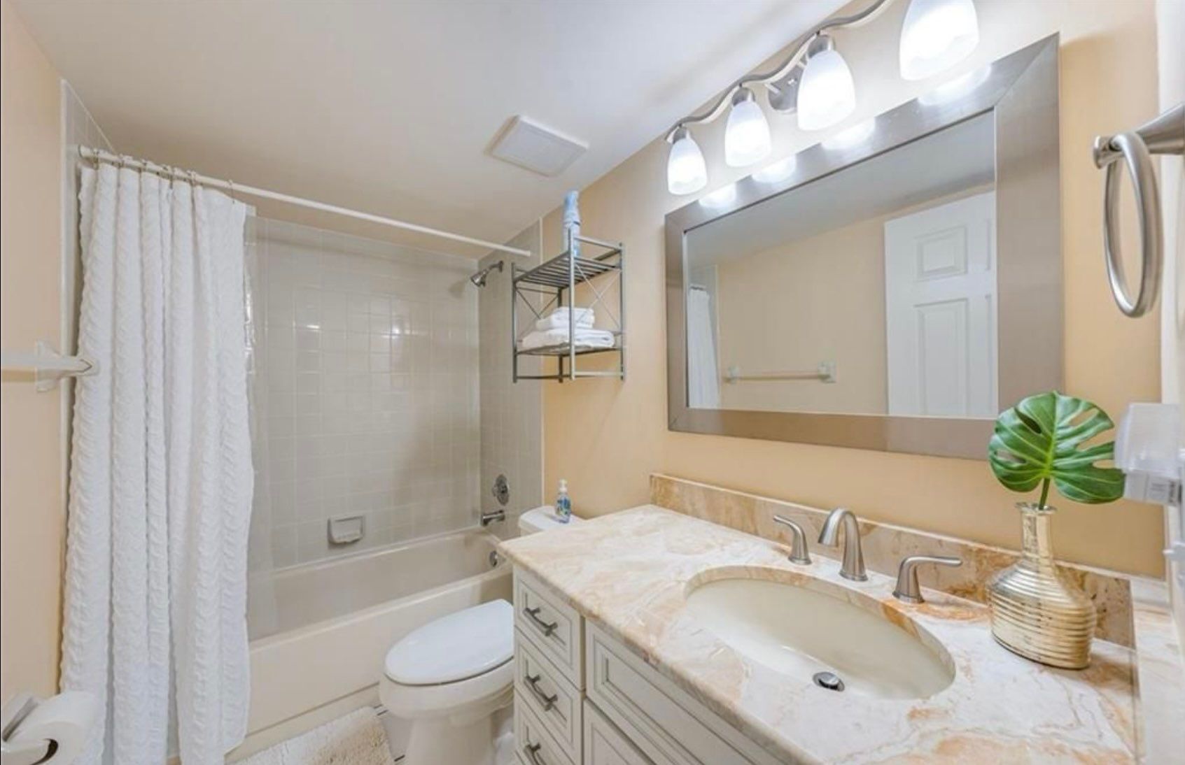 Vanderbilt Beach Condo Remodel by Give Freedom Homes