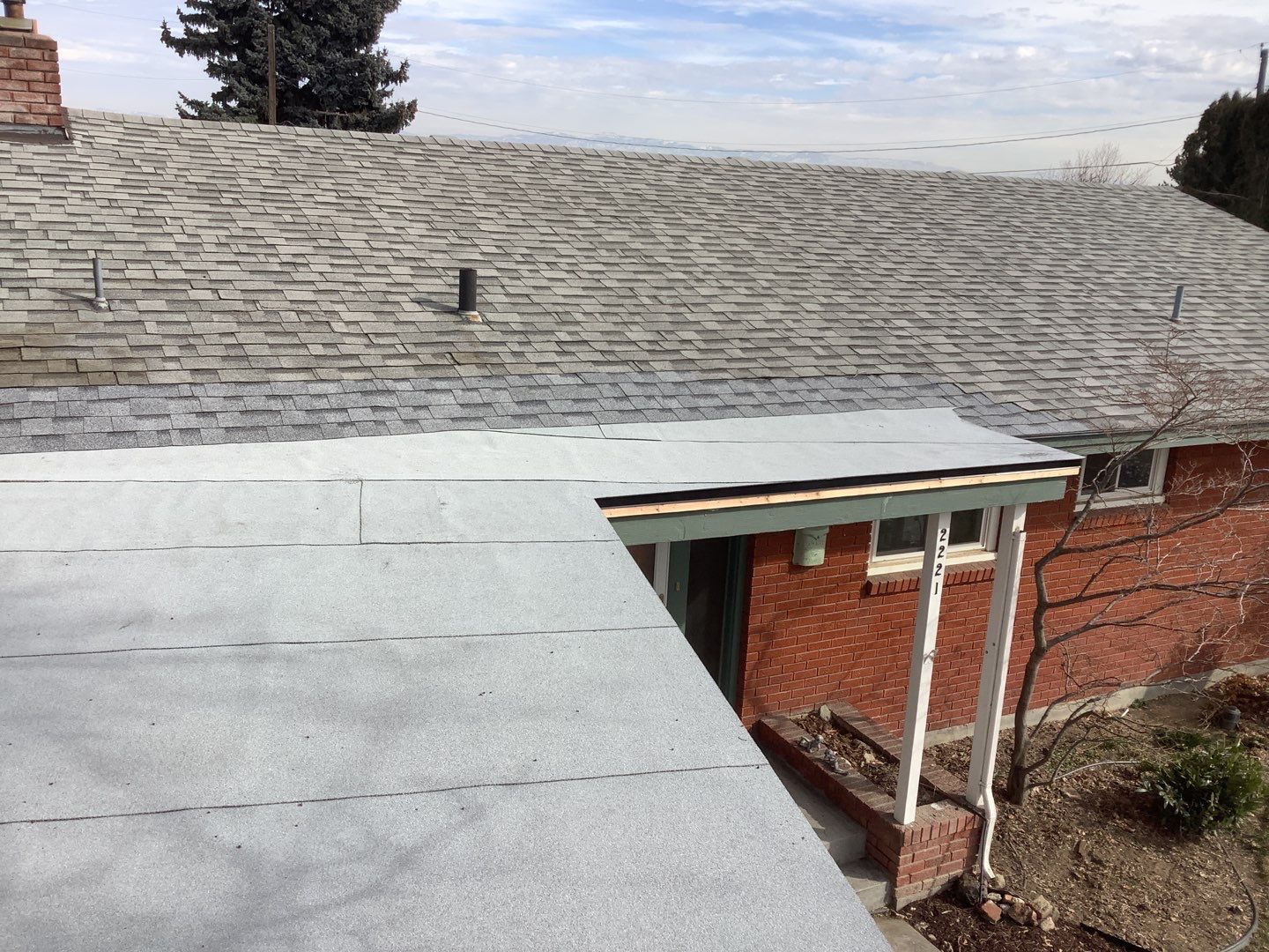 Low pitched Residential Roofing Installation using Owens Corning Oakridge by ID Roofing LLC