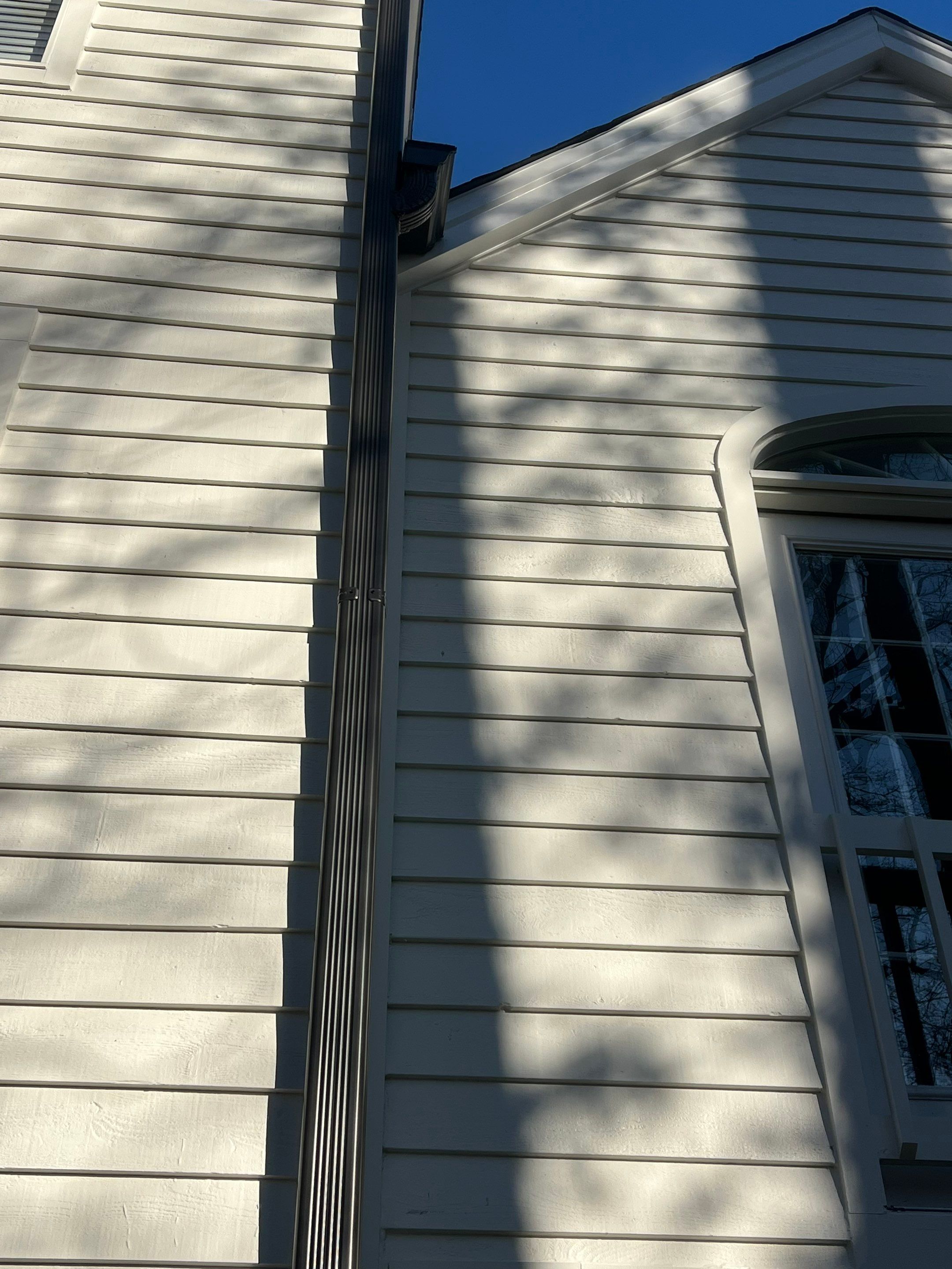 Arlington: Bevel Cedar Wood Siding Restoration by RM Banning, Inc.