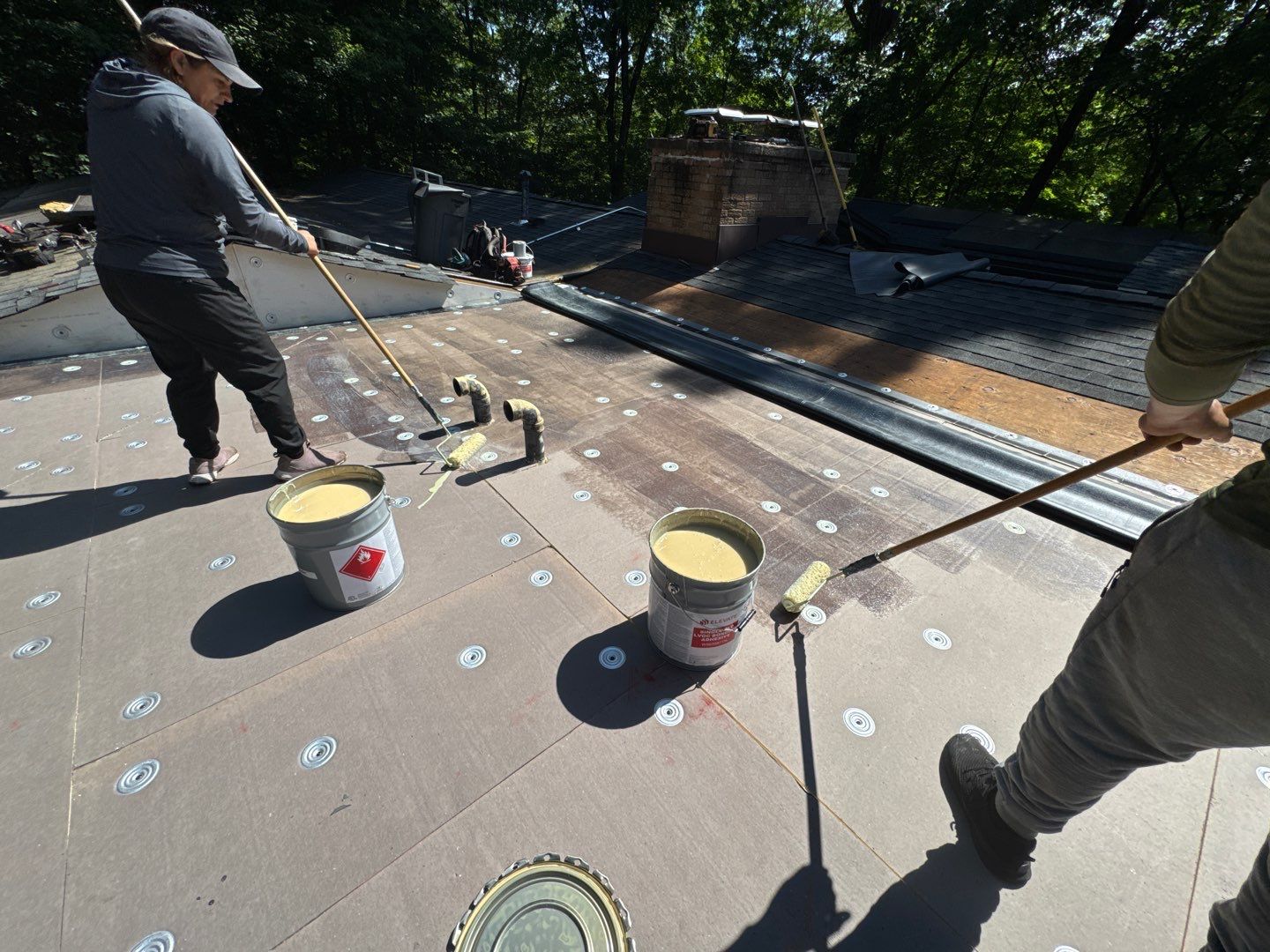 EPDM installed in Woodbury, CT by DiGiorgi Roofing and Siding Inc