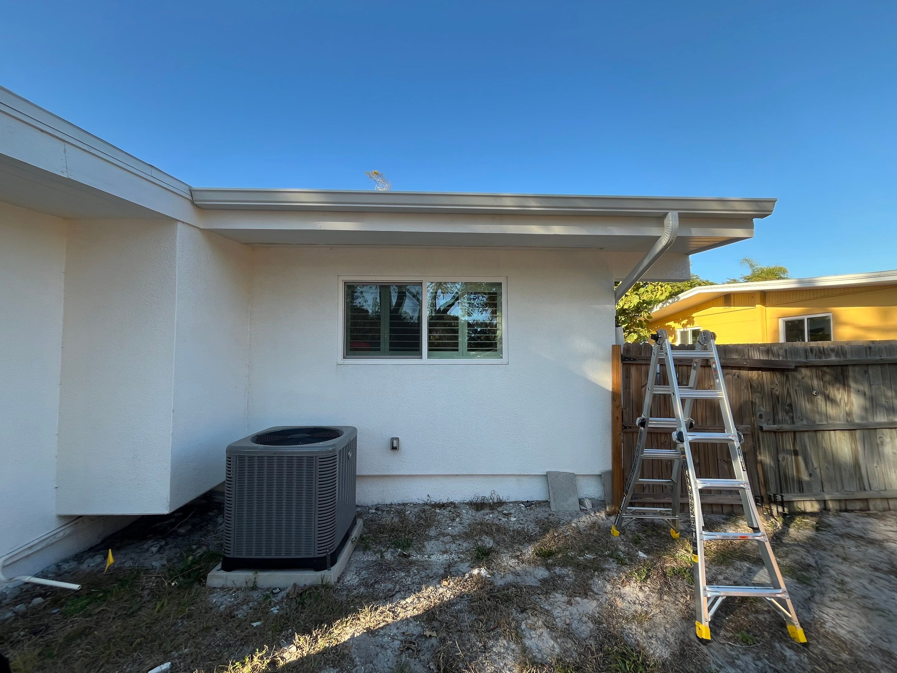 6 Inch Seamless Gutters using K-Style Gutters in Saint Petersburg FL by Gutter Professors