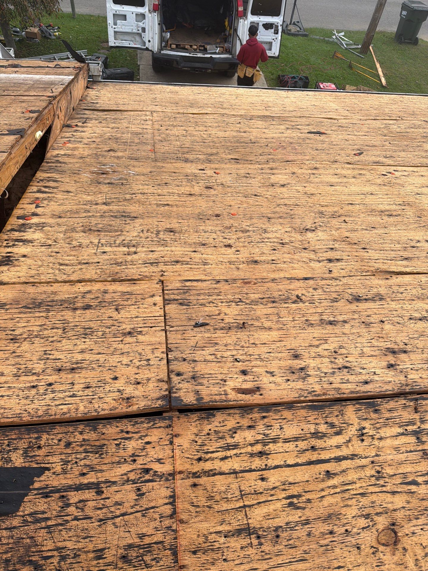 Residential Roofing Installation using GAF Timberline HDZ Charcoal by Rainstoppers Roofing