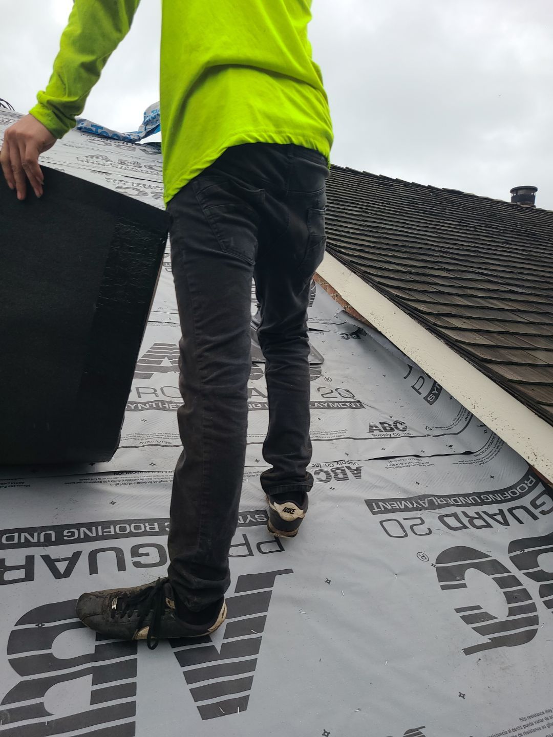 Arlington: Residential Roof Replacement with Perfection CCA-Treated Cedar Shakes by RM Banning, Inc.