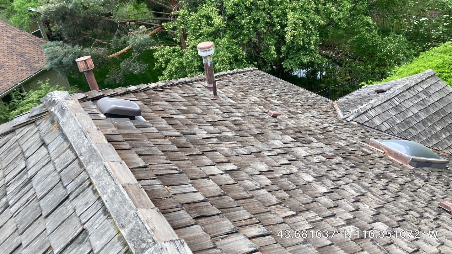 Boise Shake to Shingle Residential Roofing Installation using Owens Corning by ID Roofing LLC