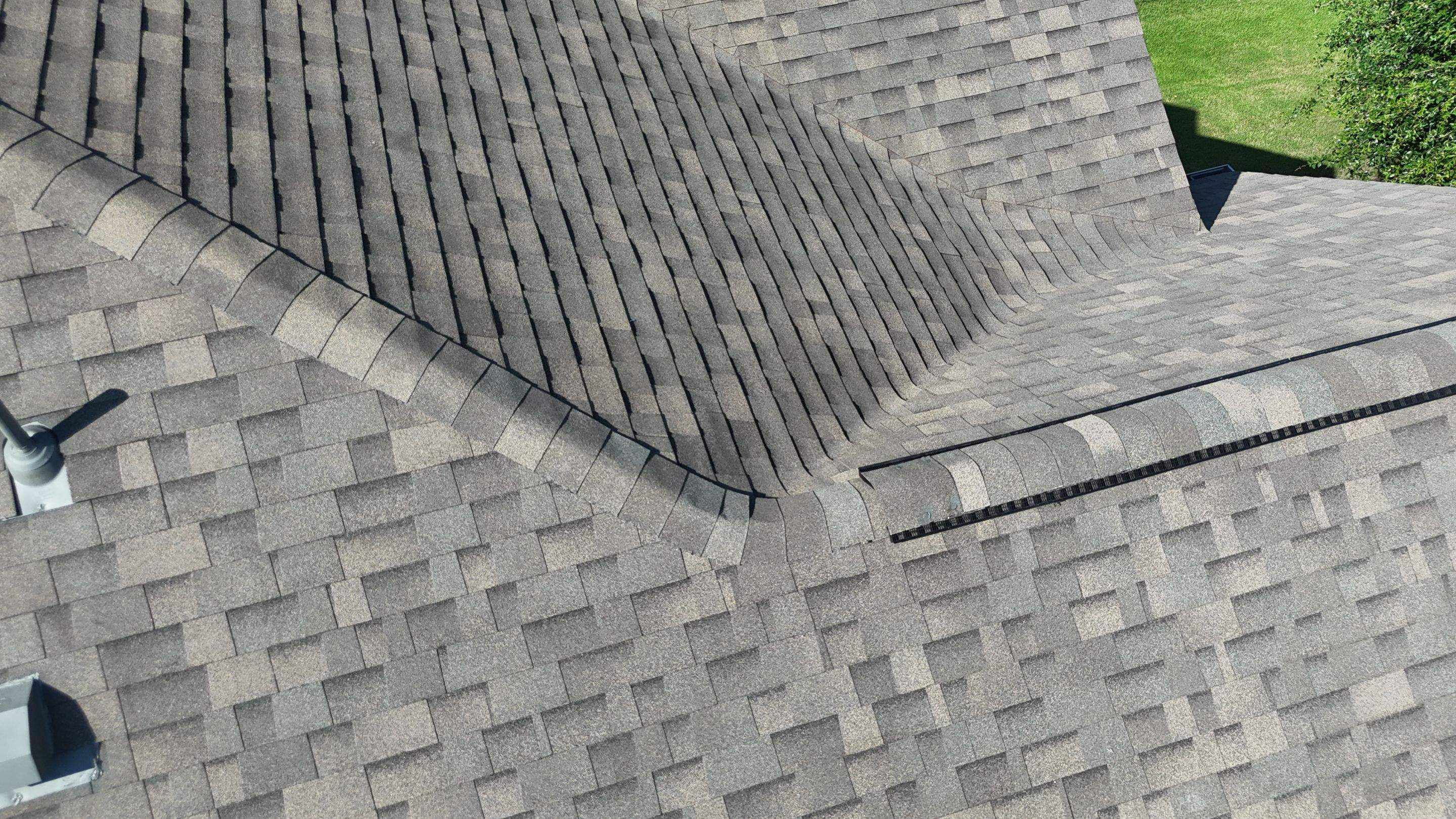 Weathered Wood - Malarkey Vista by RoofsOnly.com