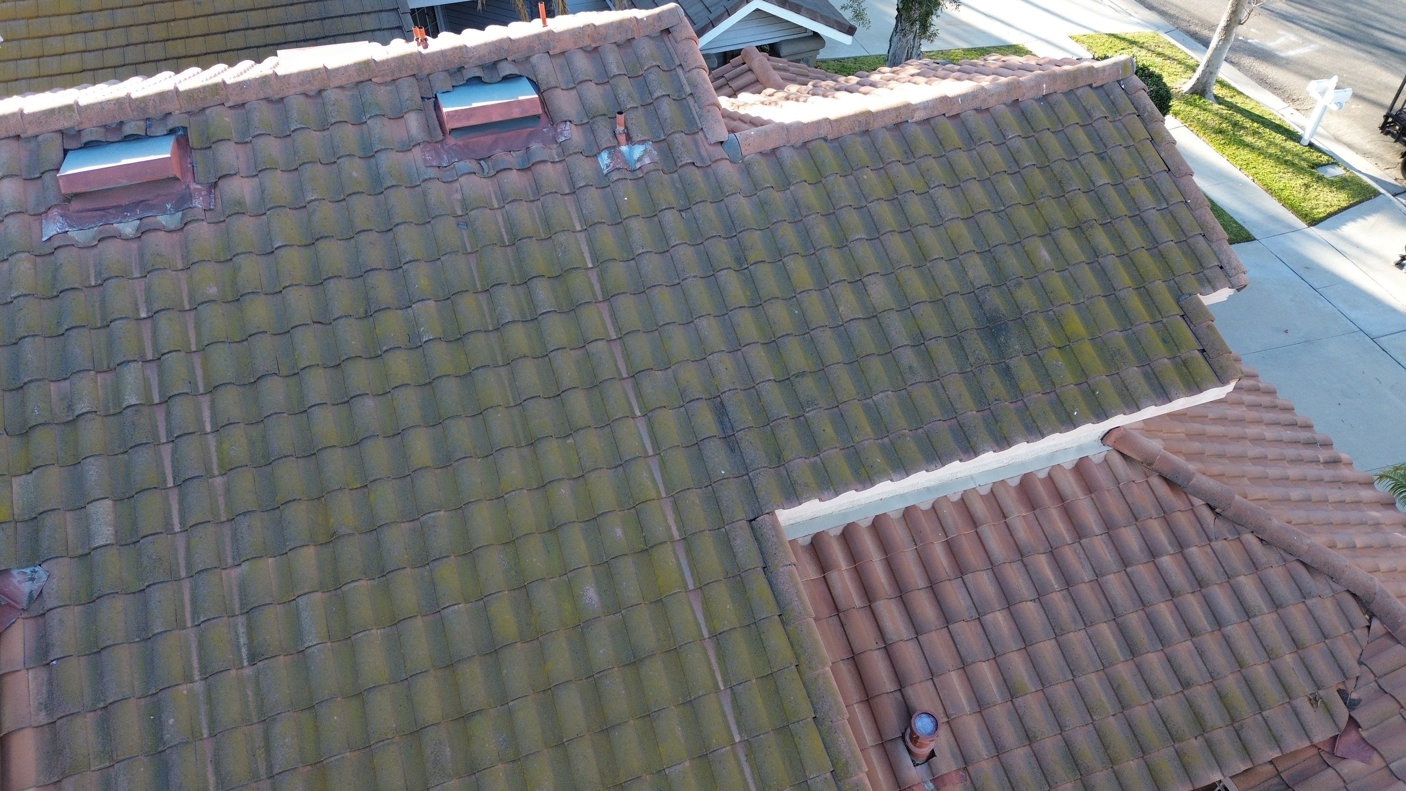 Roof Cleaning SAFEWAY by Pirate Pete’s Power Washing