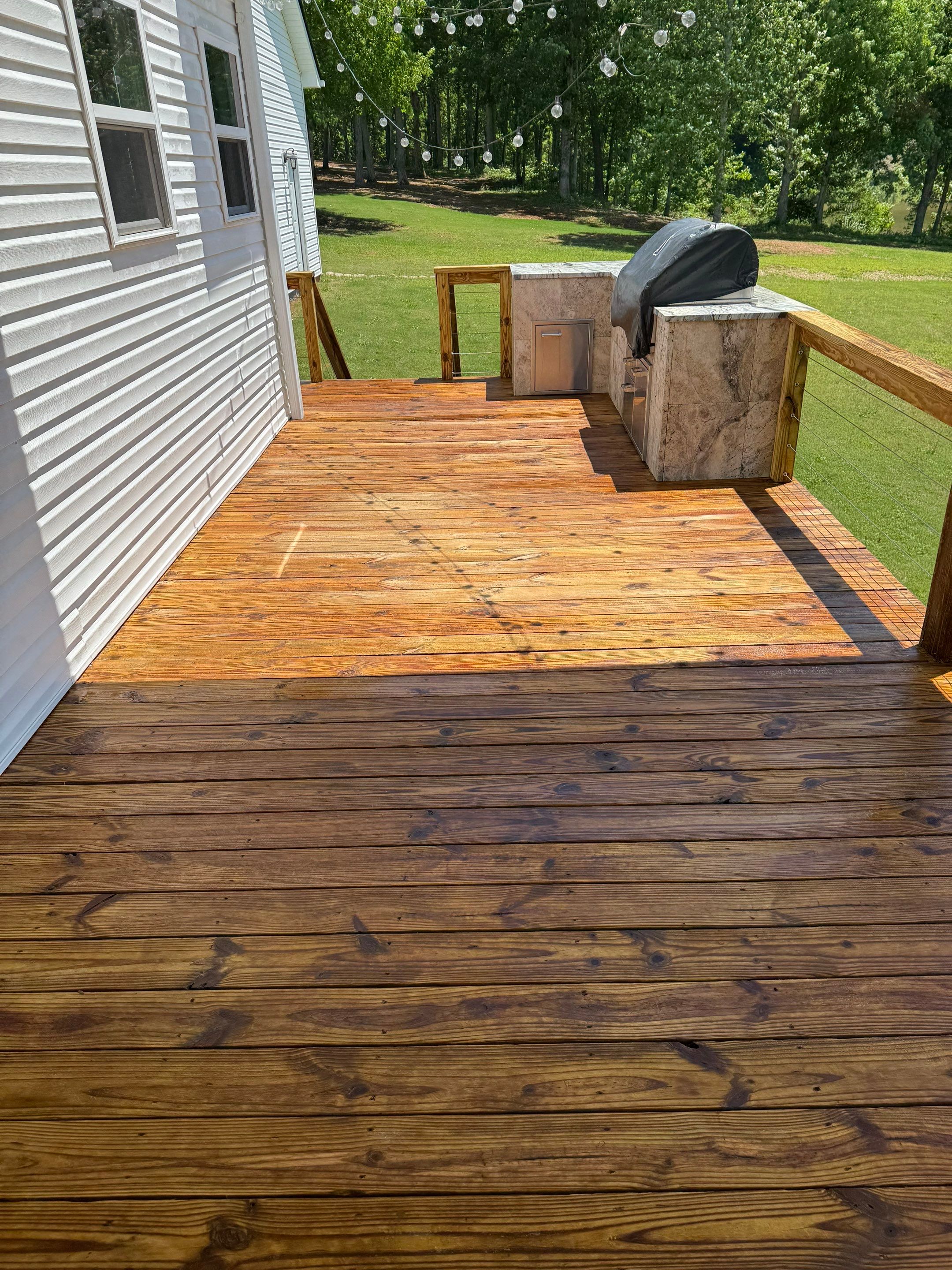 Wood Deck using Wood Sealant by DuraSeal
