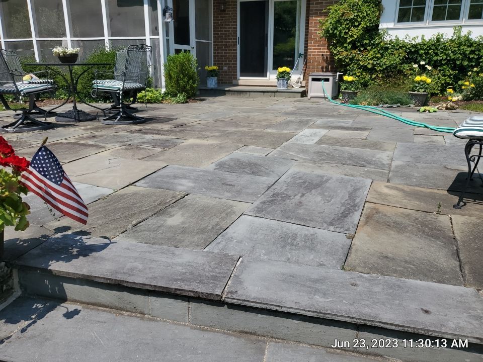 Northfield, IL patio power washing by Northern Power Washing LLC.