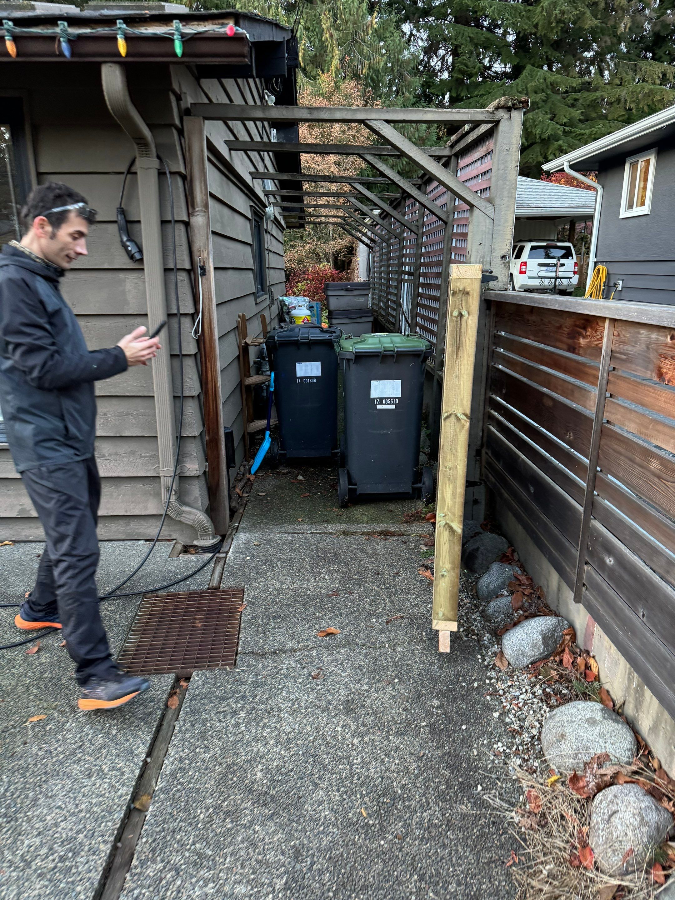 New Wooden Gate by YVR Construction Group